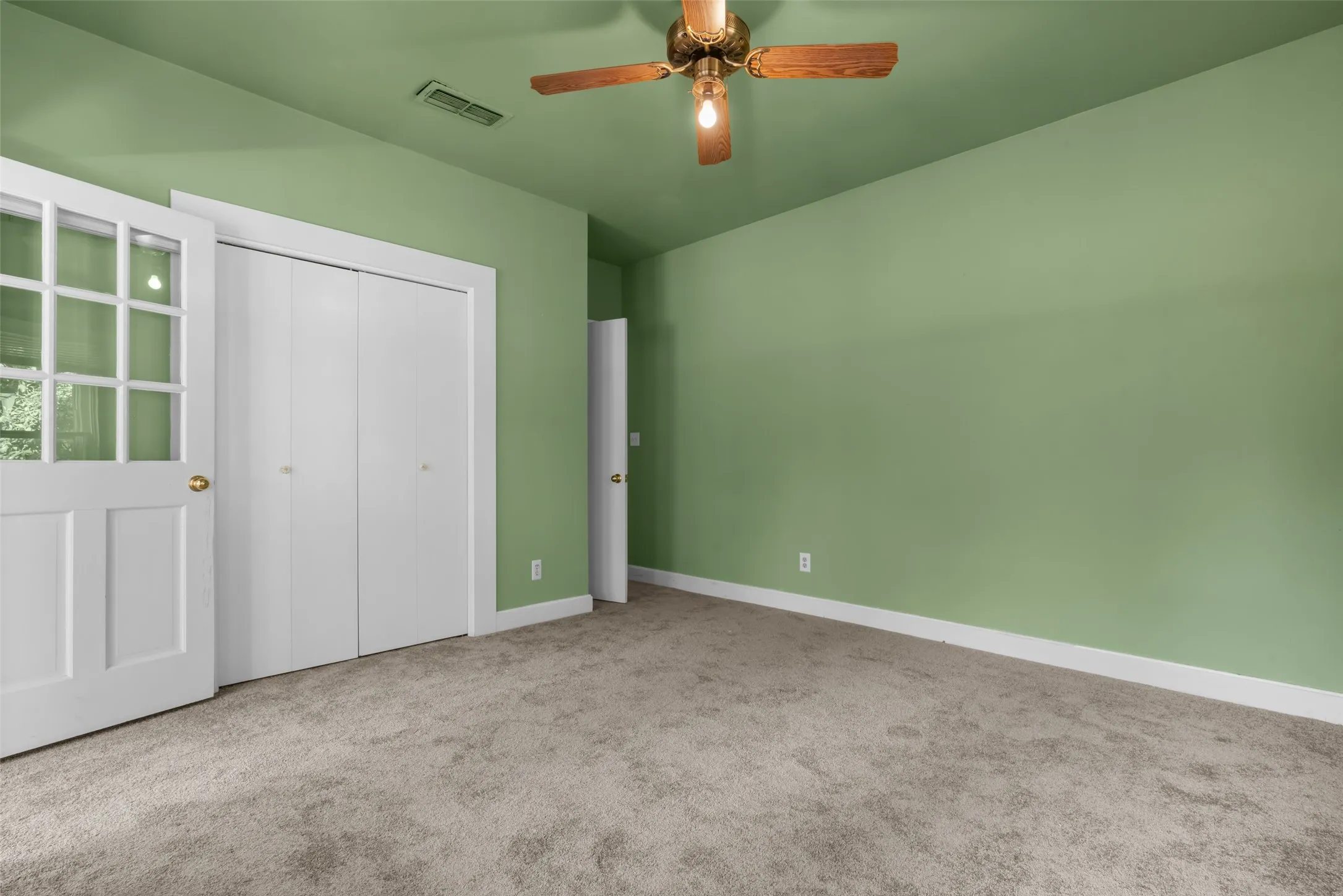 Single Family Residence For Sale in Parker County , 206 E Josephine Street, Weatherford, Texas 76086, 3 Bedroom, 2 Bathroom, 1 Garage spaces, 2,075 Sqft, built in 1902, mls#21387263, Real Estate Agent in Weatherford, Homes For Sale in Parker county, Homes For Sale in Weatherford, Realtor in Weatherford Texas, Real Estate Brokerage Independent Realty Texas, Luminita Cordes Realtor