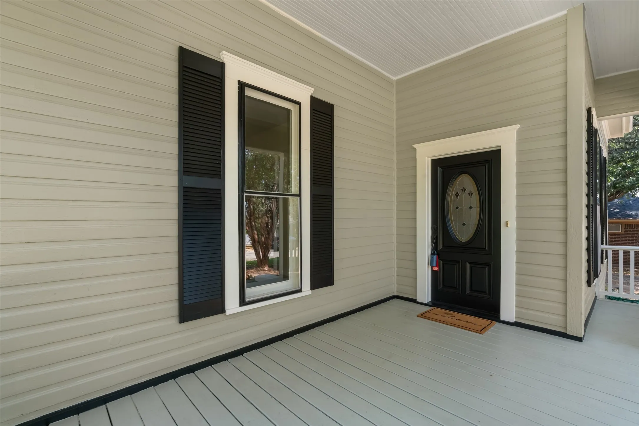 Single Family Residence For Sale in Parker County , 206 E Josephine Street, Weatherford, Texas 76086, 3 Bedroom, 2 Bathroom, 1 Garage spaces, 2,075 Sqft, built in 1902, mls#21387263, Real Estate Agent in Weatherford, Homes For Sale in Parker county, Homes For Sale in Weatherford, Realtor in Weatherford Texas, Real Estate Brokerage Independent Realty Texas, Luminita Cordes Realtor