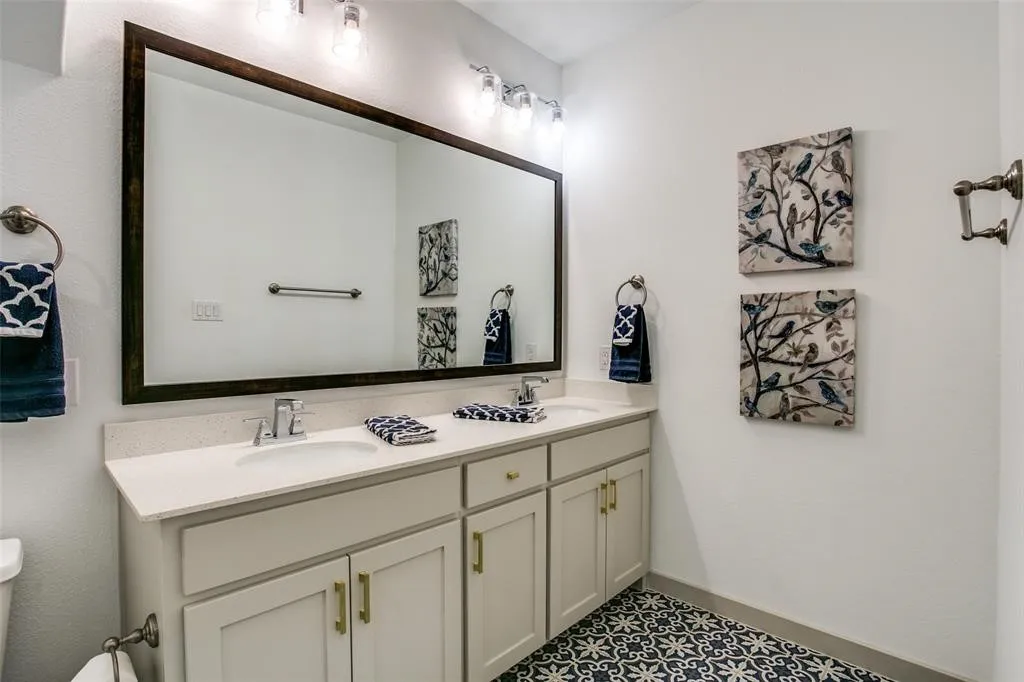 Townhouse For Rent in Denton County , 100 Claire Drive, Trophy Club, Texas 76262, 3 Bedroom, 3 Bathroom, 2 Garage spaces, 2,316 Sqft, built in 2019, mls#21385901, Real Estate Agent in Trophy Club, Homes For Rent in Denton county, Homes For Rent in Trophy Club, Realtor in Trophy Club Texas, Real Estate Brokerage Independent Realty Texas, Luminita Cordes Realtor