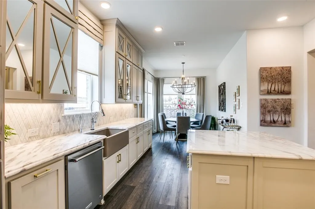 Townhouse For Rent in Denton County , 100 Claire Drive, Trophy Club, Texas 76262, 3 Bedroom, 3 Bathroom, 2 Garage spaces, 2,316 Sqft, built in 2019, mls#21385901, Real Estate Agent in Trophy Club, Homes For Rent in Denton county, Homes For Rent in Trophy Club, Realtor in Trophy Club Texas, Real Estate Brokerage Independent Realty Texas, Luminita Cordes Realtor