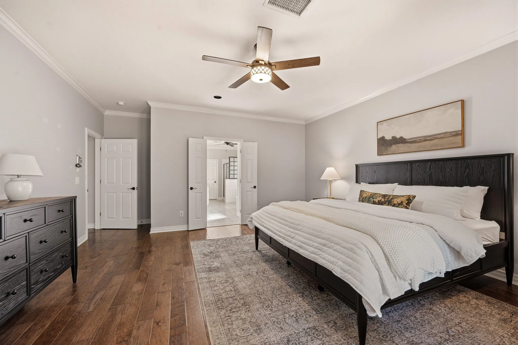 Single Family Residence For Sale in Tarrant County , 1720 Water Lily Drive, Southlake, Texas 76092, 5 Bedroom, 4 Bathroom, 2 Garage spaces, 4,802 Sqft, built in 1997, mls#21386567, Real Estate Agent in Southlake, Homes For Sale in Tarrant county, Homes For Sale in Southlake, Realtor in Southlake Texas, Real Estate Brokerage Independent Realty Texas, Luminita Cordes Realtor