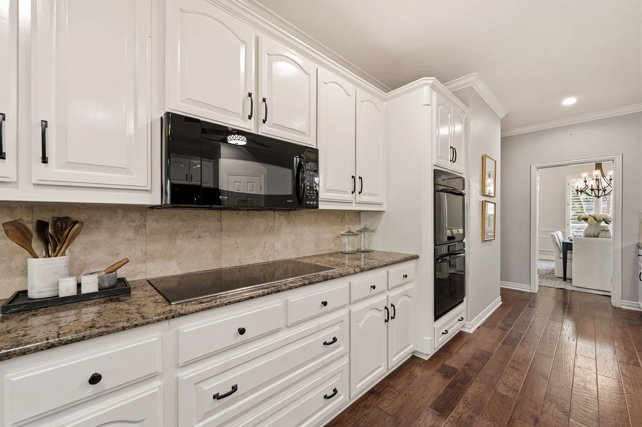 Single Family Residence For Sale in Tarrant County , 1720 Water Lily Drive, Southlake, Texas 76092, 5 Bedroom, 4 Bathroom, 2 Garage spaces, 4,802 Sqft, built in 1997, mls#21386567, Real Estate Agent in Southlake, Homes For Sale in Tarrant county, Homes For Sale in Southlake, Realtor in Southlake Texas, Real Estate Brokerage Independent Realty Texas, Luminita Cordes Realtor