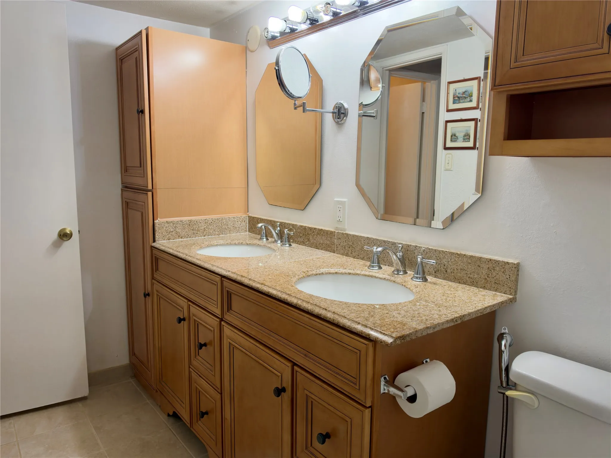 Single Family Residence For Rent in Denton County , 5716 Pearce Street, The Colony, Texas 75056, 2 Bedroom, 2 Bathroom, 1 Garage spaces, 1,364 Sqft, built in 1983, mls#21387269, Real Estate Agent in The Colony, Homes For Rent in Denton county, Homes For Rent in The Colony, Realtor in The Colony Texas, Real Estate Brokerage Independent Realty Texas, Luminita Cordes Realtor