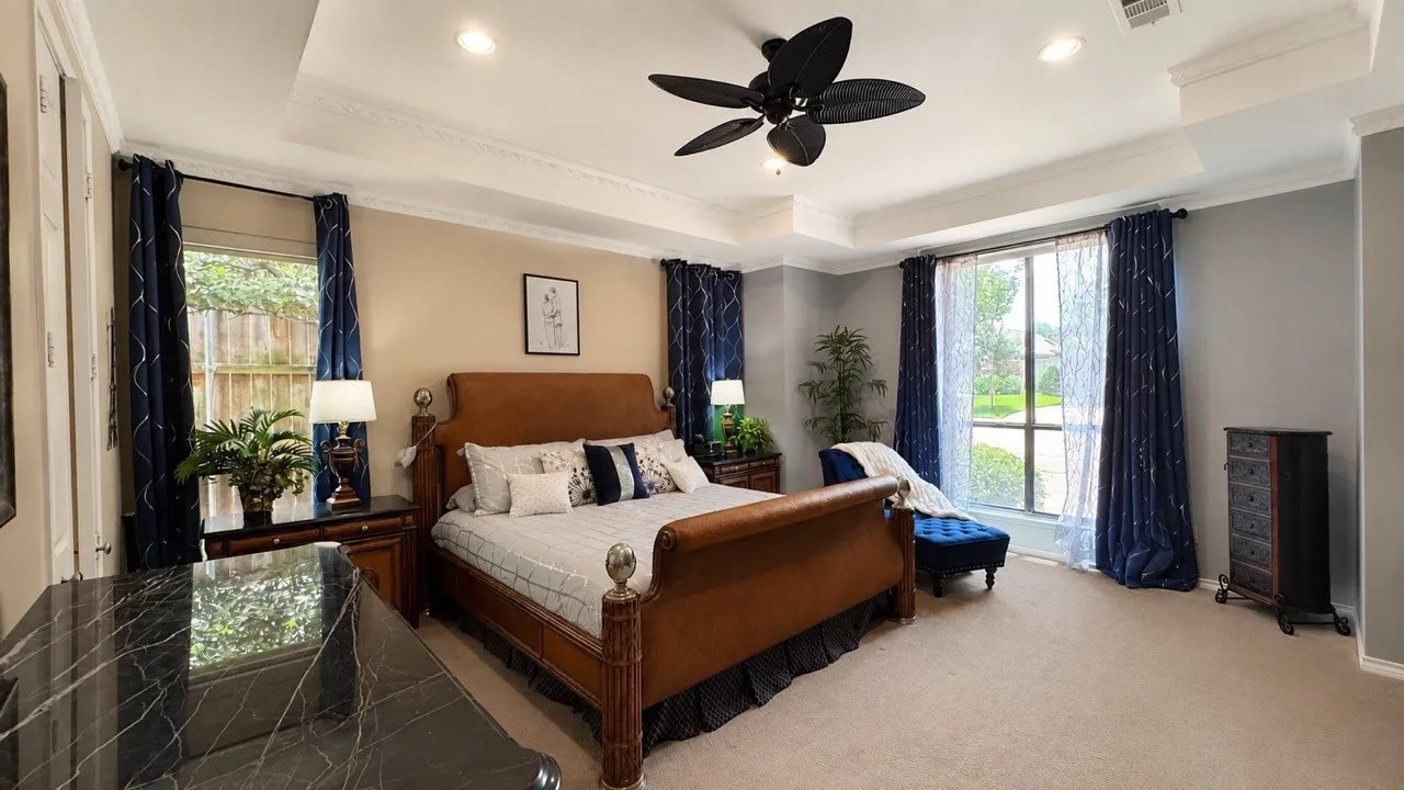 Single Family Residence For Sale in Collin County , 5719 Covehaven Drive, Dallas, Texas 75252, 4 Bedroom, 3 Bathroom, 3 Garage spaces, 3,230 Sqft, built in 1984, mls#21384753, Real Estate Agent in Dallas, Homes For Sale in Collin county, Homes For Sale in Dallas, Realtor in Dallas Texas, Real Estate Brokerage Independent Realty Texas, Luminita Cordes Realtor