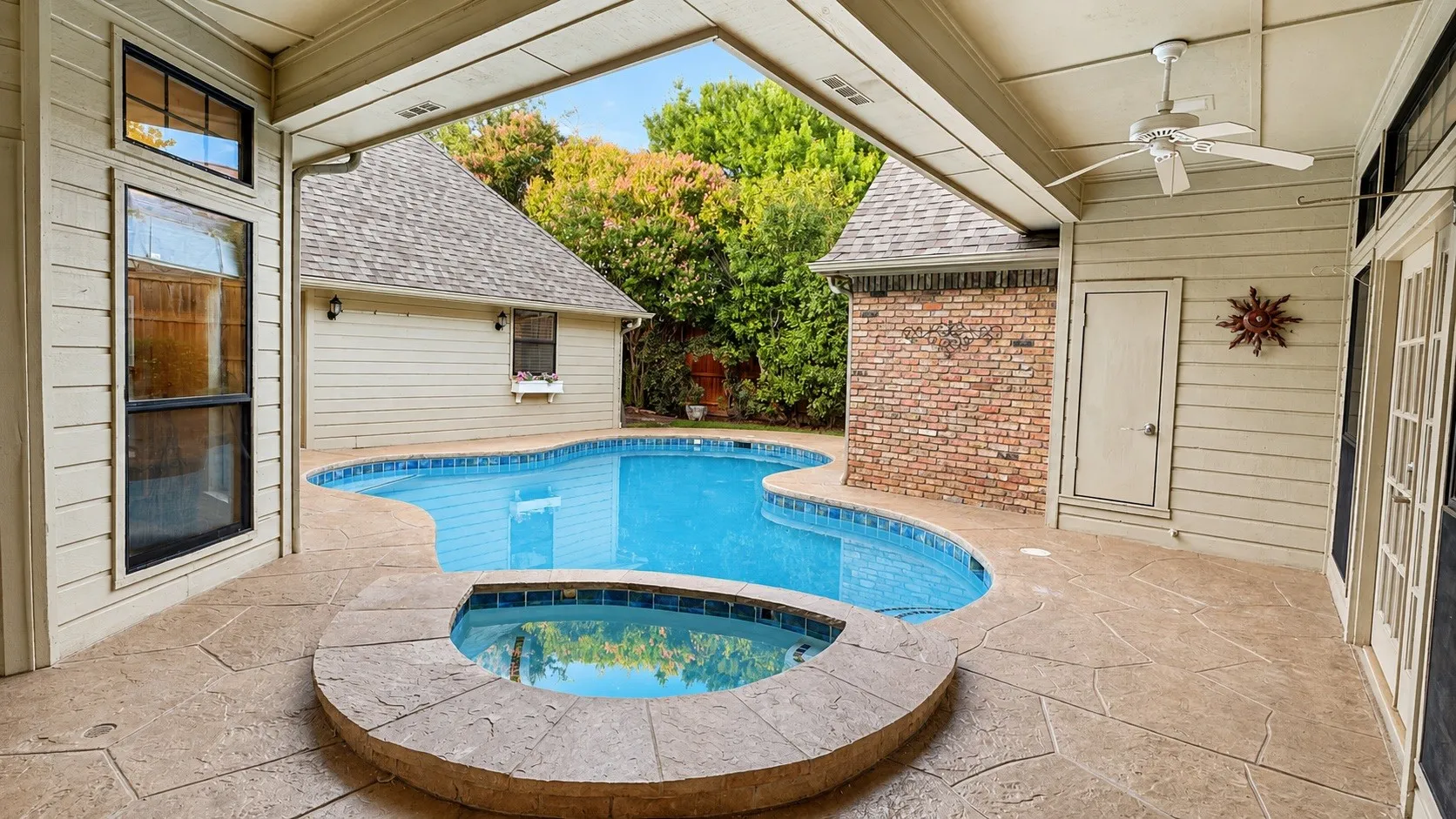 Pool and Spa with a nearby outdoor shower (not visible) with hot and cold water!