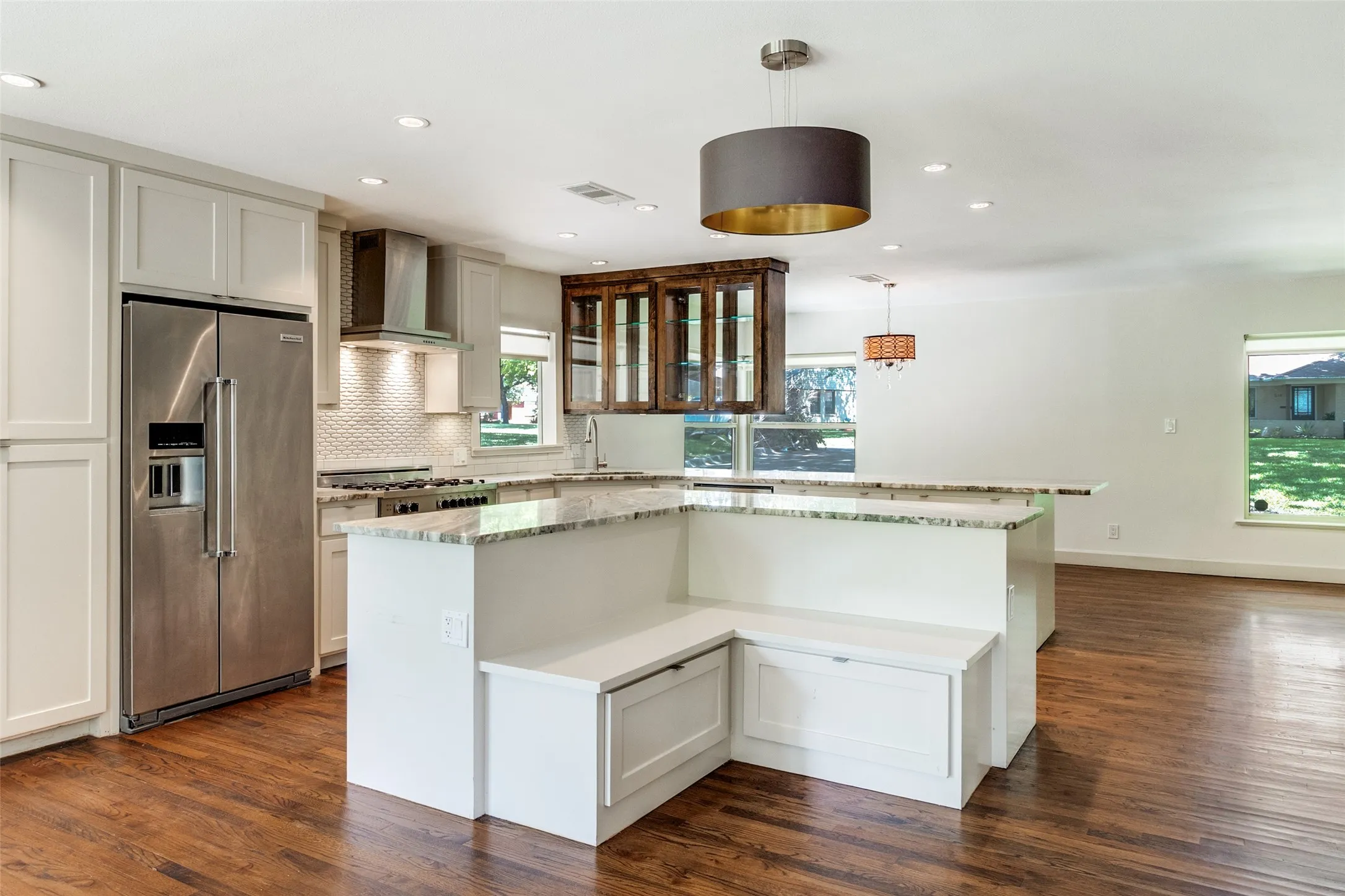 Single Family Residence For Rent in Dallas County , 519 Northlake Drive, Dallas, Texas 75218, 3 Bedroom, 2 Bathroom, 2 Garage spaces, 2,054 Sqft, built in 1948, mls#21384564, Real Estate Agent in Dallas, Homes For Rent in Dallas county, Homes For Rent in Dallas, Realtor in Dallas Texas, Real Estate Brokerage Independent Realty Texas, Luminita Cordes Realtor