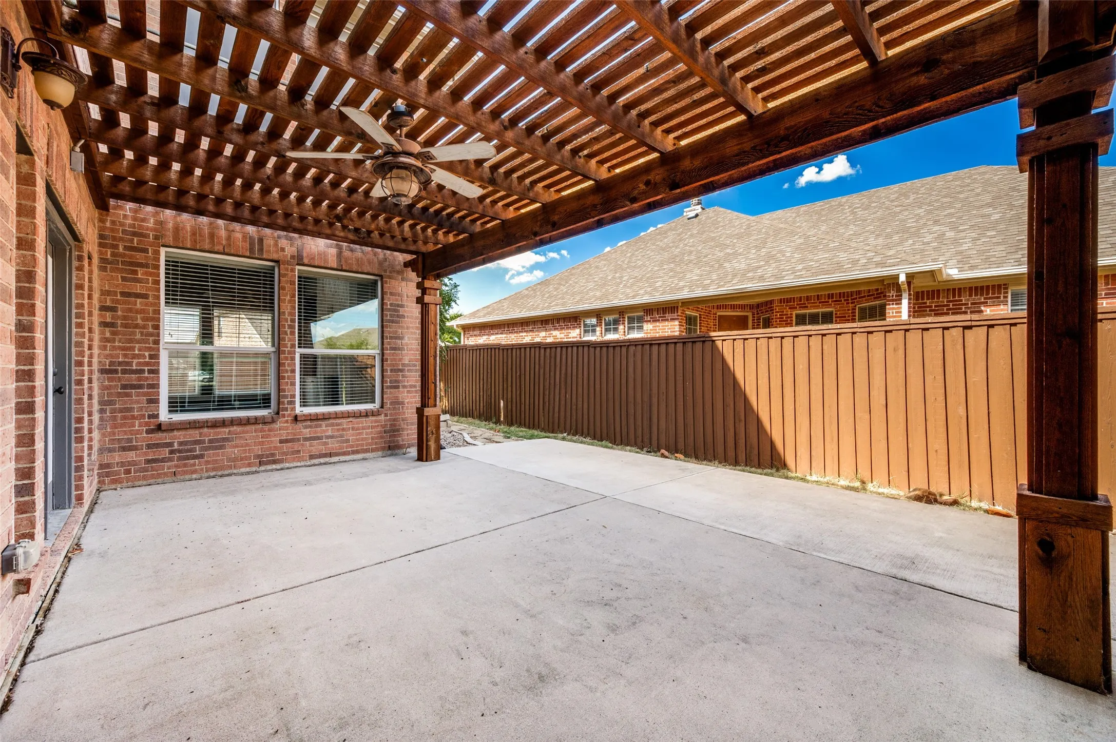 Single Family Residence For Sale in Denton County , 1709 Tahoe Trail, Prosper, Texas 75078, 4 Bedroom, 3 Bathroom, 2 Garage spaces, 2,889 Sqft, built in 2007, mls#21387278, Real Estate Agent in Prosper, Homes For Sale in Denton county, Homes For Sale in Prosper, Realtor in Prosper Texas, Real Estate Brokerage Independent Realty Texas, Luminita Cordes Realtor
