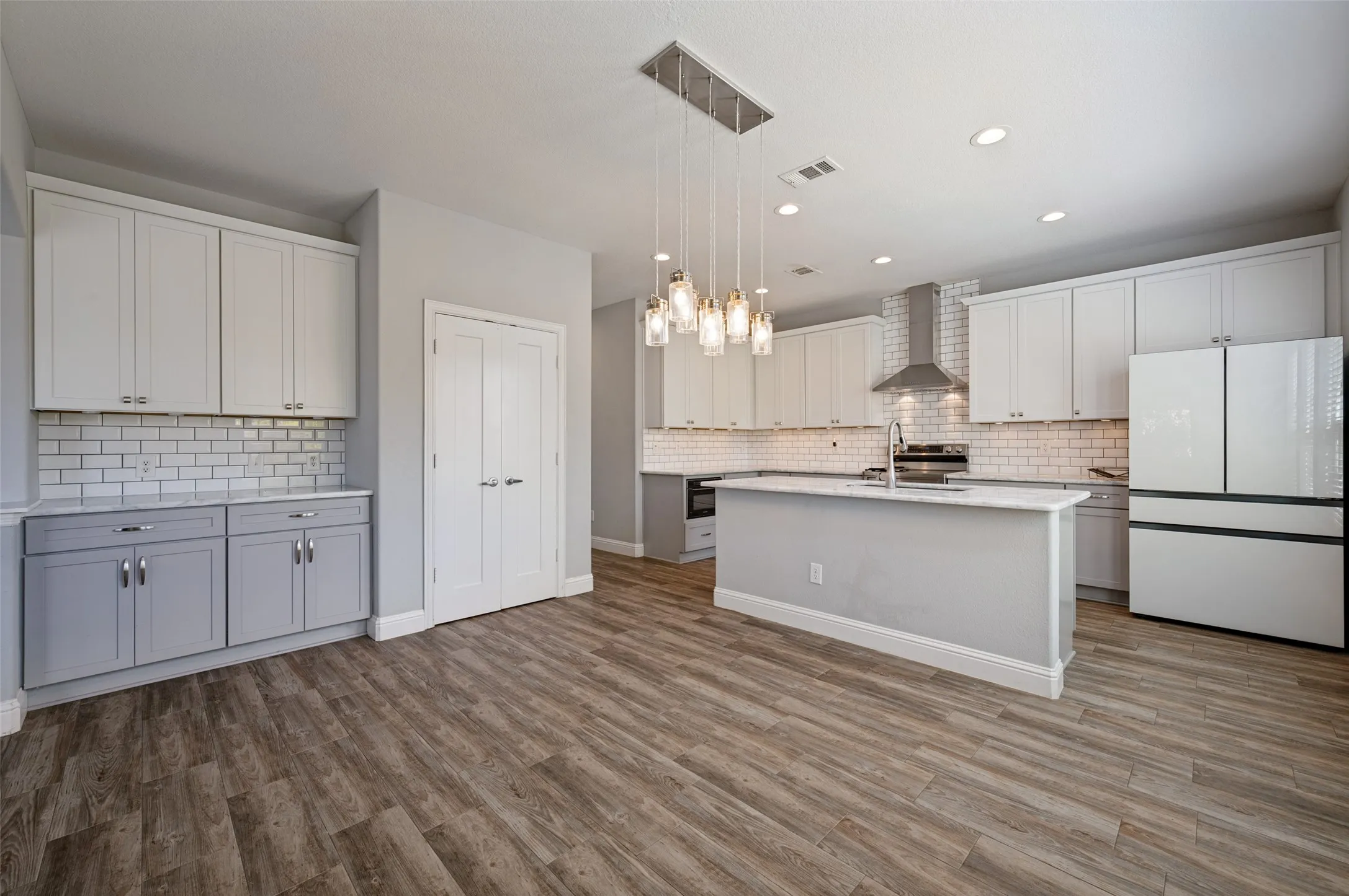 Single Family Residence For Sale in Denton County , 1709 Tahoe Trail, Prosper, Texas 75078, 4 Bedroom, 3 Bathroom, 2 Garage spaces, 2,889 Sqft, built in 2007, mls#21387278, Real Estate Agent in Prosper, Homes For Sale in Denton county, Homes For Sale in Prosper, Realtor in Prosper Texas, Real Estate Brokerage Independent Realty Texas, Luminita Cordes Realtor