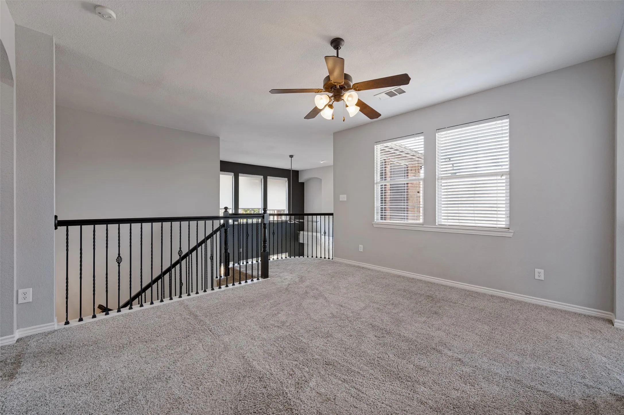 Single Family Residence For Sale in Denton County , 1709 Tahoe Trail, Prosper, Texas 75078, 4 Bedroom, 3 Bathroom, 2 Garage spaces, 2,889 Sqft, built in 2007, mls#21387278, Real Estate Agent in Prosper, Homes For Sale in Denton county, Homes For Sale in Prosper, Realtor in Prosper Texas, Real Estate Brokerage Independent Realty Texas, Luminita Cordes Realtor
