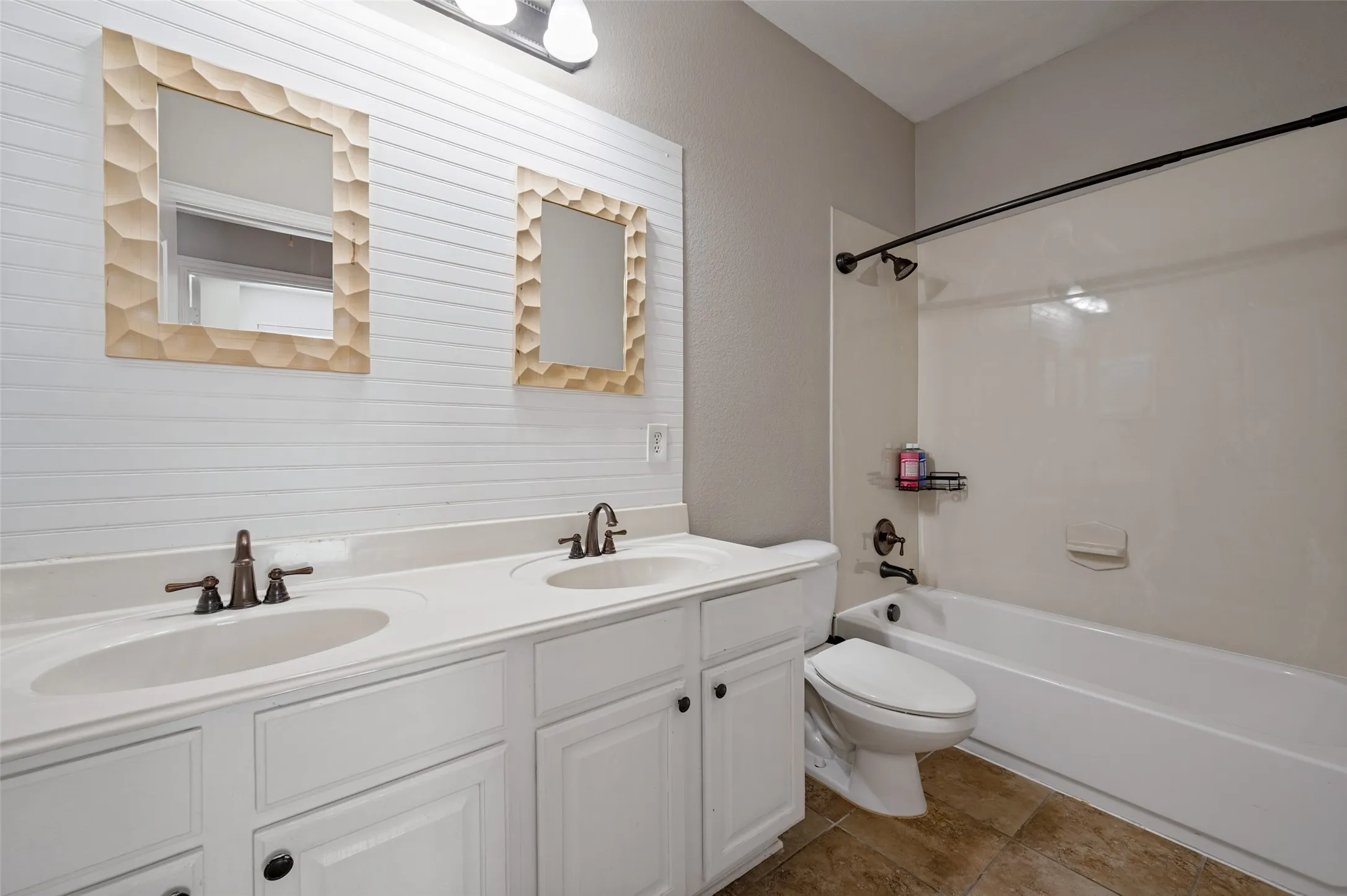 Single Family Residence For Sale in Denton County , 1709 Tahoe Trail, Prosper, Texas 75078, 4 Bedroom, 3 Bathroom, 2 Garage spaces, 2,889 Sqft, built in 2007, mls#21387278, Real Estate Agent in Prosper, Homes For Sale in Denton county, Homes For Sale in Prosper, Realtor in Prosper Texas, Real Estate Brokerage Independent Realty Texas, Luminita Cordes Realtor