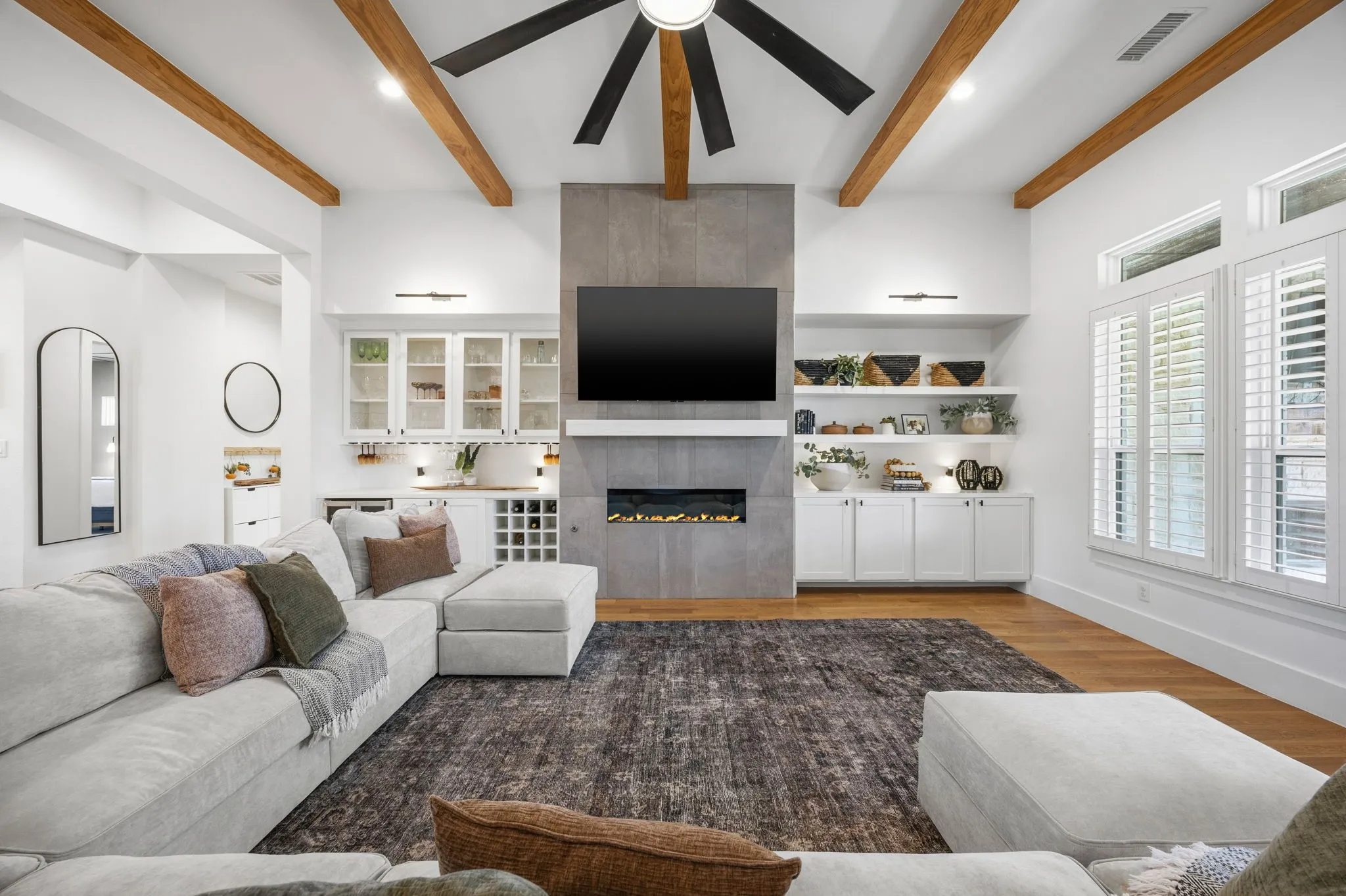 Single Family Residence For Sale in Rockwall County , 505 Shadow Wood Lane, Heath, Texas 75032, 4 Bedroom, 6 Bathroom, 3 Garage spaces, 3,604 Sqft, built in 2018, mls#21386576, Real Estate Agent in Heath, Homes For Sale in Rockwall county, Homes For Sale in Heath, Realtor in Heath Texas, Real Estate Brokerage Independent Realty Texas, Luminita Cordes Realtor
