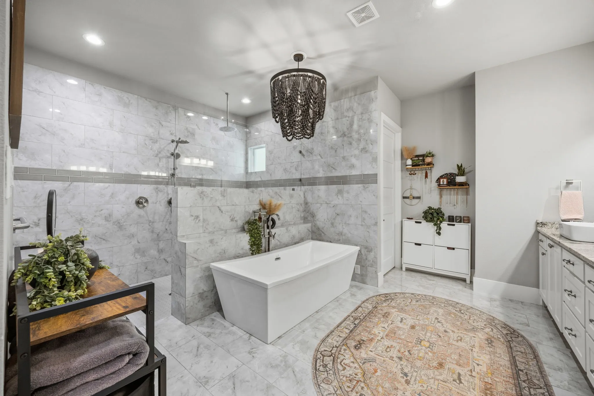 Single Family Residence For Sale in Rockwall County , 505 Shadow Wood Lane, Heath, Texas 75032, 4 Bedroom, 6 Bathroom, 3 Garage spaces, 3,604 Sqft, built in 2018, mls#21386576, Real Estate Agent in Heath, Homes For Sale in Rockwall county, Homes For Sale in Heath, Realtor in Heath Texas, Real Estate Brokerage Independent Realty Texas, Luminita Cordes Realtor