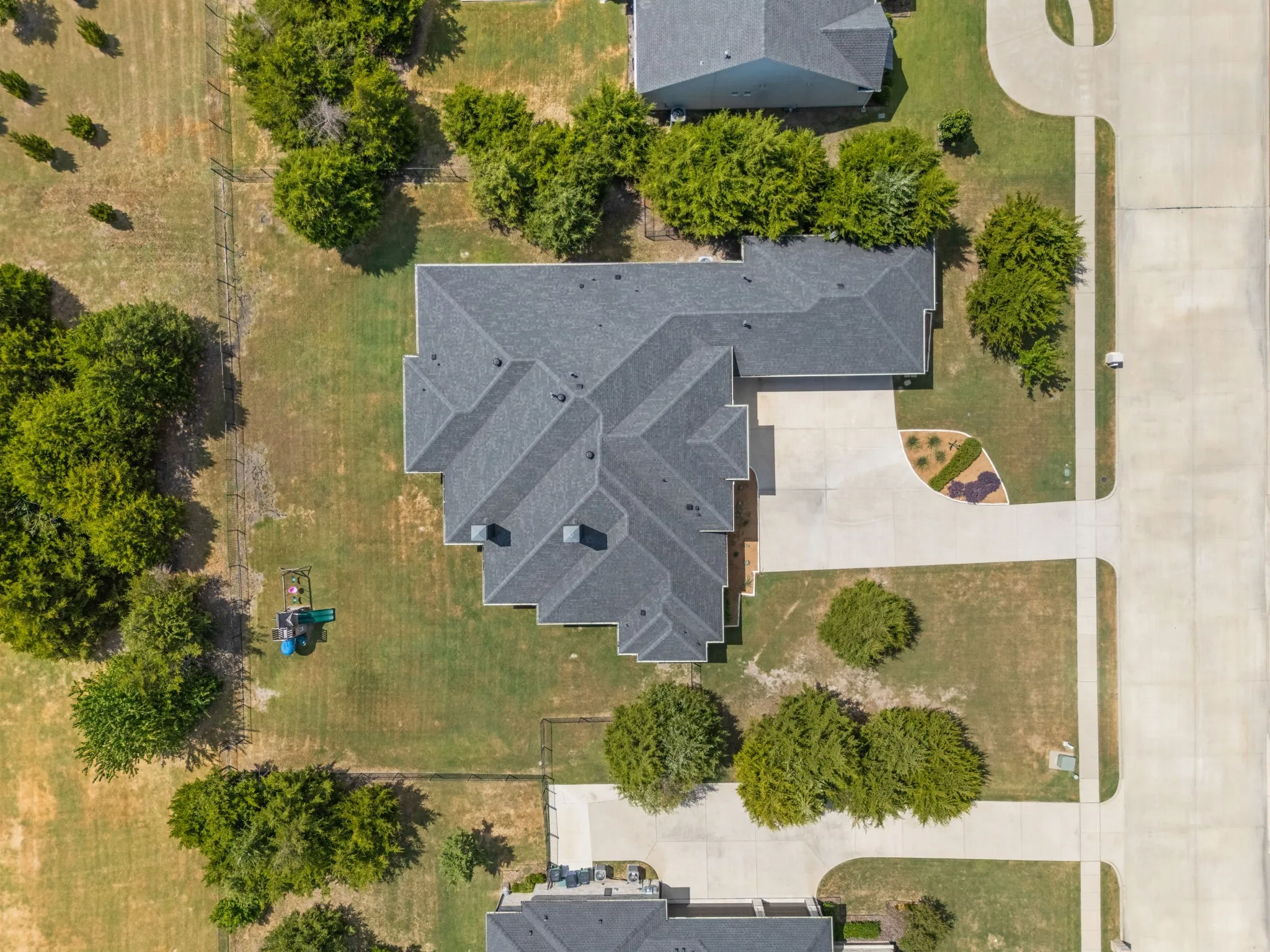 Single Family Residence For Sale in Rockwall County , 505 Shadow Wood Lane, Heath, Texas 75032, 4 Bedroom, 6 Bathroom, 3 Garage spaces, 3,604 Sqft, built in 2018, mls#21386576, Real Estate Agent in Heath, Homes For Sale in Rockwall county, Homes For Sale in Heath, Realtor in Heath Texas, Real Estate Brokerage Independent Realty Texas, Luminita Cordes Realtor