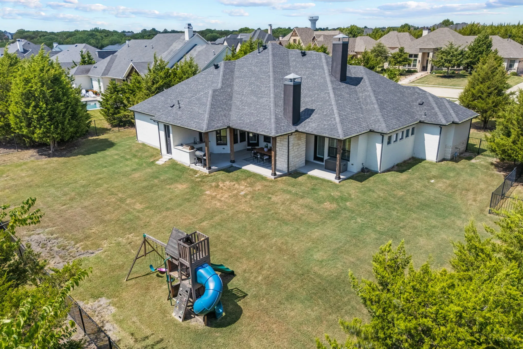 Single Family Residence For Sale in Rockwall County , 505 Shadow Wood Lane, Heath, Texas 75032, 4 Bedroom, 6 Bathroom, 3 Garage spaces, 3,604 Sqft, built in 2018, mls#21386576, Real Estate Agent in Heath, Homes For Sale in Rockwall county, Homes For Sale in Heath, Realtor in Heath Texas, Real Estate Brokerage Independent Realty Texas, Luminita Cordes Realtor
