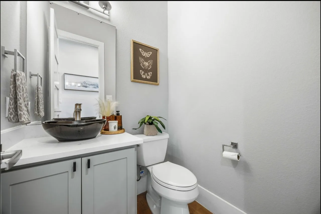 Single Family Residence For Sale in Rockwall County , 505 Shadow Wood Lane, Heath, Texas 75032, 4 Bedroom, 6 Bathroom, 3 Garage spaces, 3,604 Sqft, built in 2018, mls#21386576, Real Estate Agent in Heath, Homes For Sale in Rockwall county, Homes For Sale in Heath, Realtor in Heath Texas, Real Estate Brokerage Independent Realty Texas, Luminita Cordes Realtor
