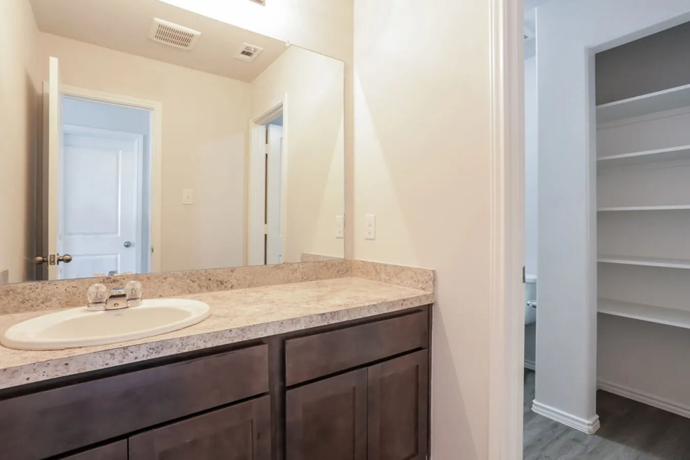 Single Family Residence For Rent in Tarrant County , 5504 Calm Waters, Fort Worth, Texas 76119, 3 Bedroom, 3 Bathroom, 2 Garage spaces, 1,353 Sqft, built in 2022, mls#21387291, Real Estate Agent in Fort Worth, Homes For Rent in Tarrant county, Homes For Rent in Fort Worth, Realtor in Fort Worth Texas, Real Estate Brokerage Independent Realty Texas, Luminita Cordes Realtor