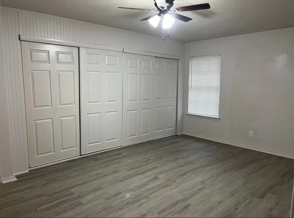 Duplex For Rent in Tarrant County , 5014 Inverness Avenue, Fort Worth, Texas 76132, 3 Bedroom, 2 Bathroom, 1 Garage spaces, 1,450 Sqft, built in 1971, mls#21387293, Real Estate Agent in Fort Worth, Homes For Rent in Tarrant county, Homes For Rent in Fort Worth, Realtor in Fort Worth Texas, Real Estate Brokerage Independent Realty Texas, Luminita Cordes Realtor