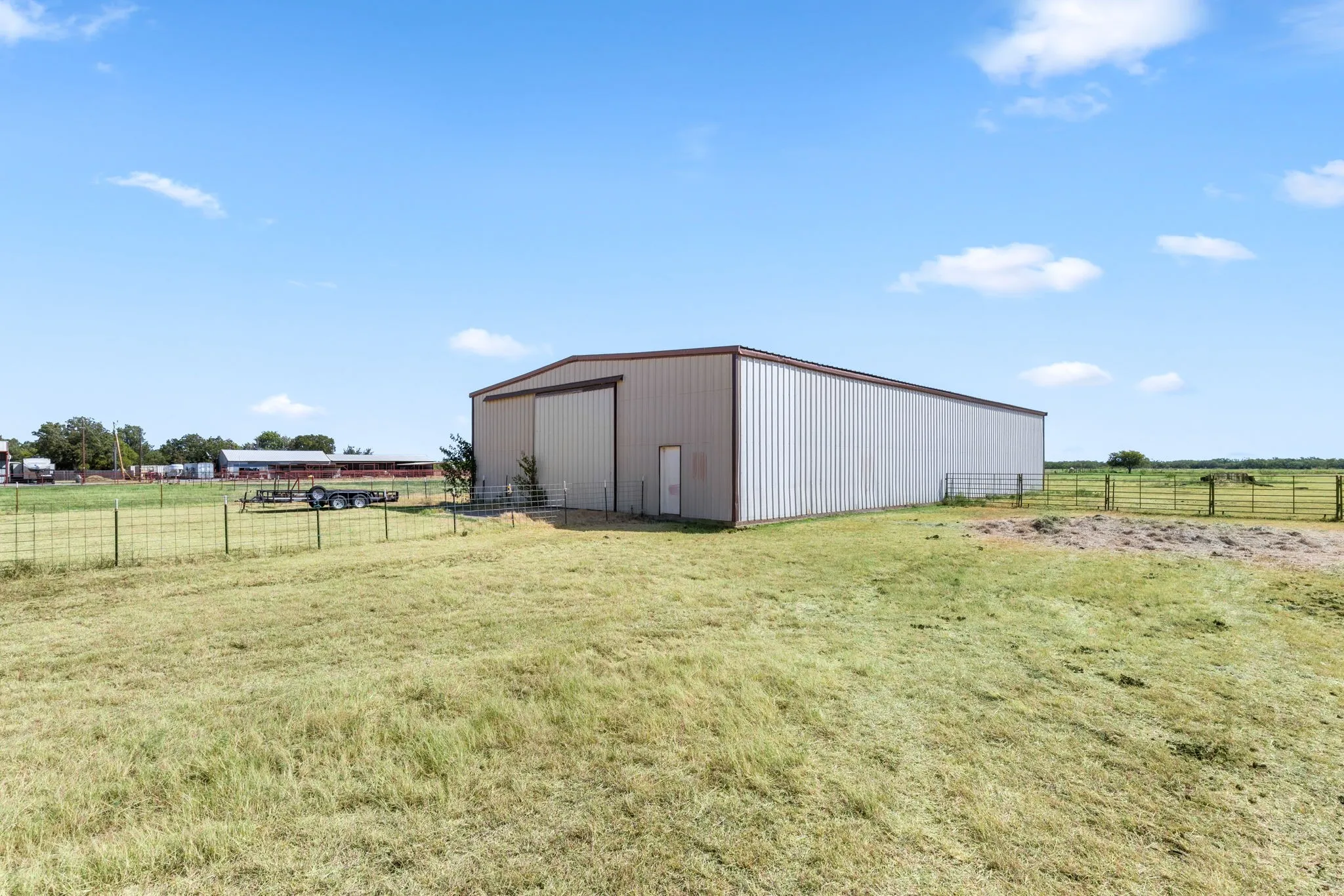 Single Family Residence For Sale in Wichita County , 2991 Bell Road S, Iowa Park, Texas 76367, 5 Bedroom, 5 Bathroom, 2 Garage spaces, 4,046 Sqft, built in 1993, mls#21382542, Real Estate Agent in Iowa Park, Homes For Sale in Wichita county, Homes For Sale in Iowa Park, Realtor in Iowa Park Texas, Real Estate Brokerage Independent Realty Texas, Luminita Cordes Realtor