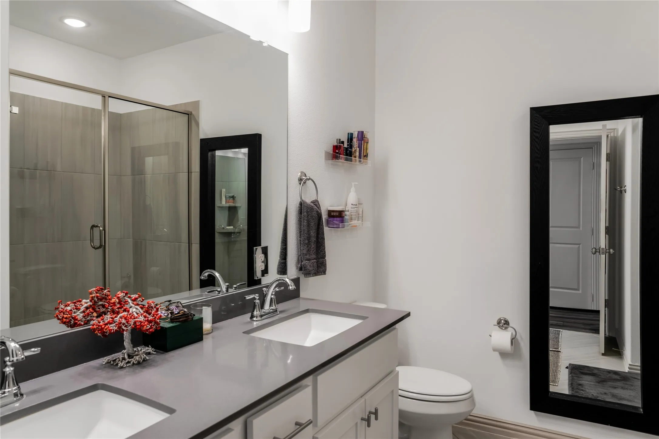 Townhouse For Rent in Tarrant County , 5114 Springlake Parkway, Haltom City, Texas 76117, 2 Bedroom, 2 Bathroom, 1 Garage spaces, 1,196 Sqft, built in 2022, mls#21387302, Real Estate Agent in Haltom City, Homes For Rent in Tarrant county, Homes For Rent in Haltom City, Realtor in Haltom City Texas, Real Estate Brokerage Independent Realty Texas, Luminita Cordes Realtor