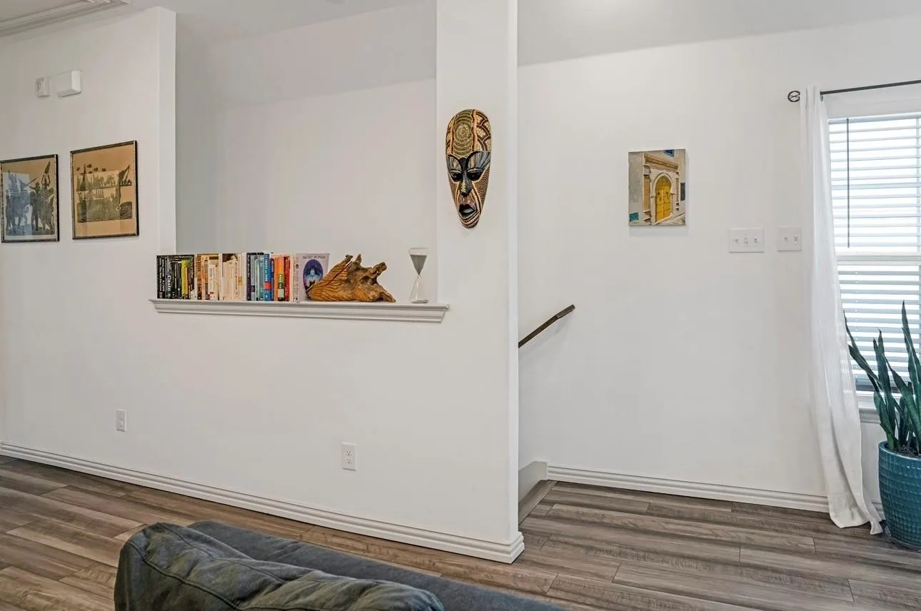 Townhouse For Rent in Tarrant County , 5114 Springlake Parkway, Haltom City, Texas 76117, 2 Bedroom, 2 Bathroom, 1 Garage spaces, 1,196 Sqft, built in 2022, mls#21387302, Real Estate Agent in Haltom City, Homes For Rent in Tarrant county, Homes For Rent in Haltom City, Realtor in Haltom City Texas, Real Estate Brokerage Independent Realty Texas, Luminita Cordes Realtor