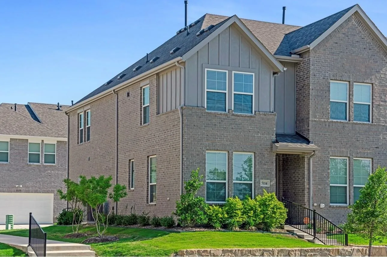 Townhouse For Rent in Tarrant County , 5114 Springlake Parkway, Haltom City, Texas 76117, 2 Bedroom, 2 Bathroom, 1 Garage spaces, 1,196 Sqft, built in 2022, mls#21387302, Real Estate Agent in Haltom City, Homes For Rent in Tarrant county, Homes For Rent in Haltom City, Realtor in Haltom City Texas, Real Estate Brokerage Independent Realty Texas, Luminita Cordes Realtor