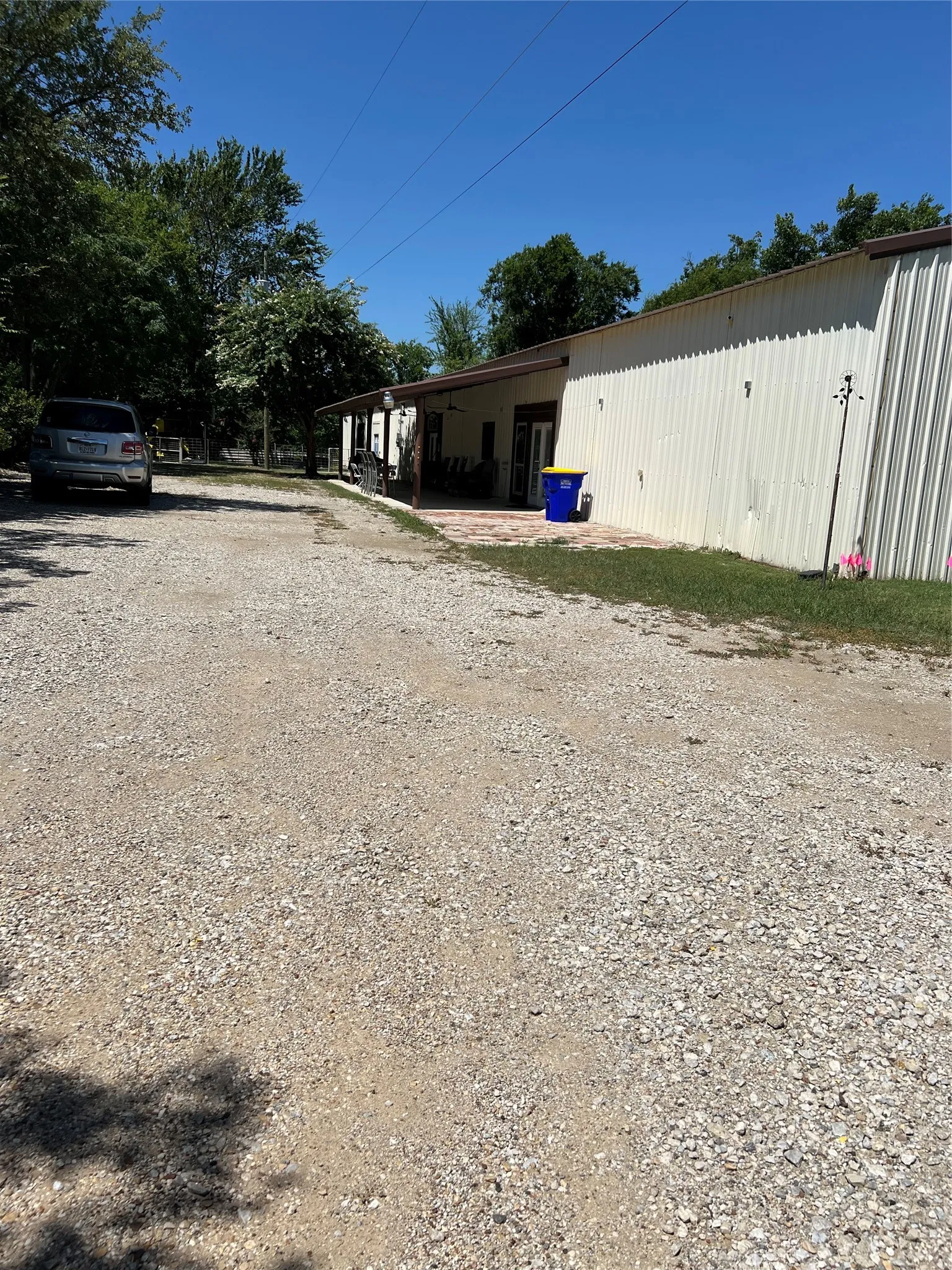 Single Family Residence For Sale in Dallas County , 710 Durham Street, Seagoville, Texas 75159, 4 Bedroom, 2 Bathroom, Garage spaces, 4,000 Sqft, built in 1969, mls#21385397, Real Estate Agent in Seagoville, Homes For Sale in Dallas county, Homes For Sale in Seagoville, Realtor in Seagoville Texas, Real Estate Brokerage Independent Realty Texas, Luminita Cordes Realtor