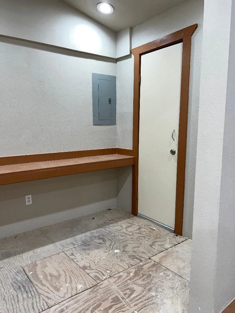 Single Family Residence For Sale in Dallas County , 710 Durham Street, Seagoville, Texas 75159, 4 Bedroom, 2 Bathroom, Garage spaces, 4,000 Sqft, built in 1969, mls#21385397, Real Estate Agent in Seagoville, Homes For Sale in Dallas county, Homes For Sale in Seagoville, Realtor in Seagoville Texas, Real Estate Brokerage Independent Realty Texas, Luminita Cordes Realtor