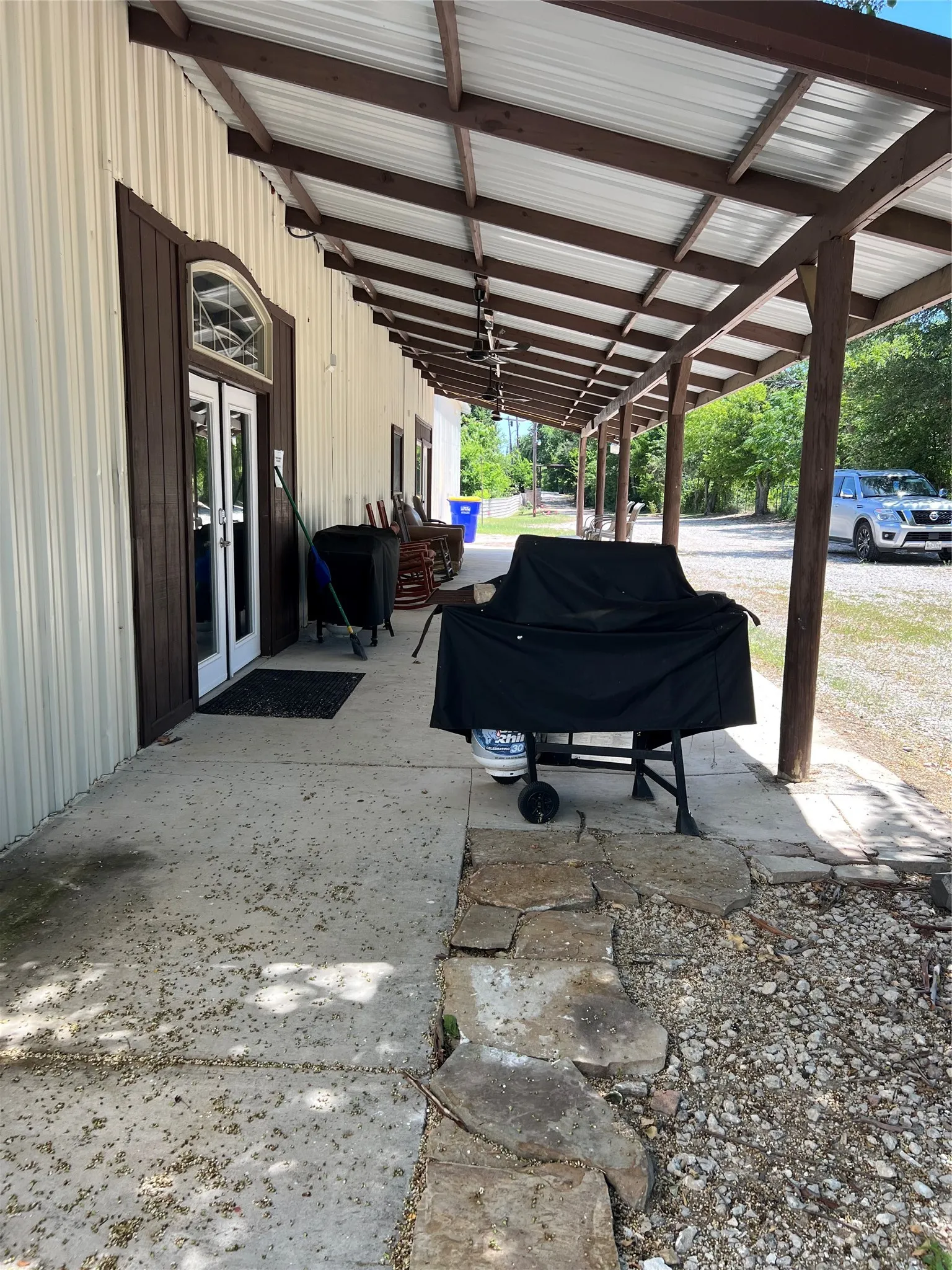 Single Family Residence For Sale in Dallas County , 710 Durham Street, Seagoville, Texas 75159, 4 Bedroom, 2 Bathroom, Garage spaces, 4,000 Sqft, built in 1969, mls#21385397, Real Estate Agent in Seagoville, Homes For Sale in Dallas county, Homes For Sale in Seagoville, Realtor in Seagoville Texas, Real Estate Brokerage Independent Realty Texas, Luminita Cordes Realtor