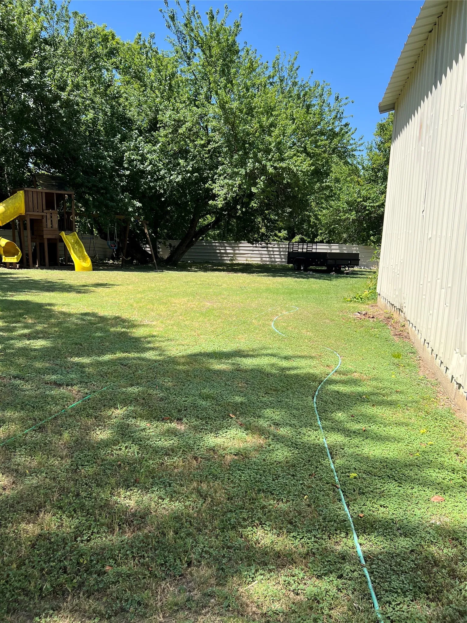 Single Family Residence For Sale in Dallas County , 710 Durham Street, Seagoville, Texas 75159, 4 Bedroom, 2 Bathroom, Garage spaces, 4,000 Sqft, built in 1969, mls#21385397, Real Estate Agent in Seagoville, Homes For Sale in Dallas county, Homes For Sale in Seagoville, Realtor in Seagoville Texas, Real Estate Brokerage Independent Realty Texas, Luminita Cordes Realtor