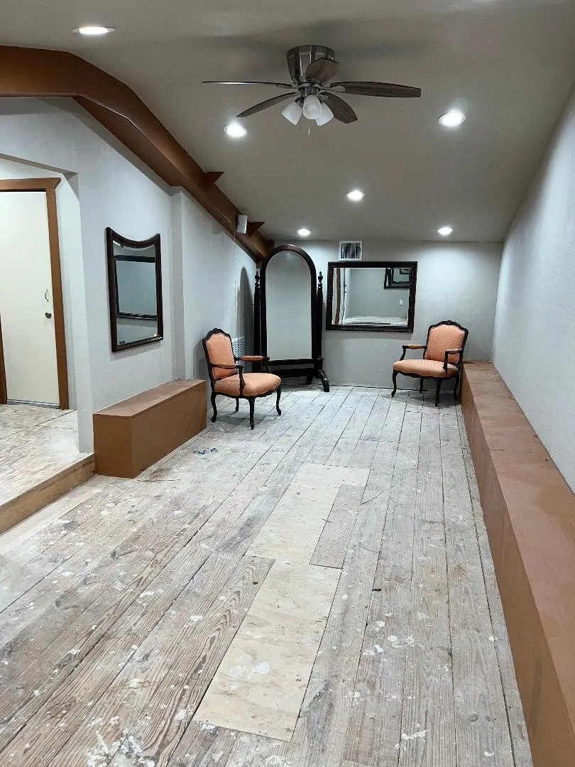 Single Family Residence For Sale in Dallas County , 710 Durham Street, Seagoville, Texas 75159, 4 Bedroom, 2 Bathroom, Garage spaces, 4,000 Sqft, built in 1969, mls#21385397, Real Estate Agent in Seagoville, Homes For Sale in Dallas county, Homes For Sale in Seagoville, Realtor in Seagoville Texas, Real Estate Brokerage Independent Realty Texas, Luminita Cordes Realtor