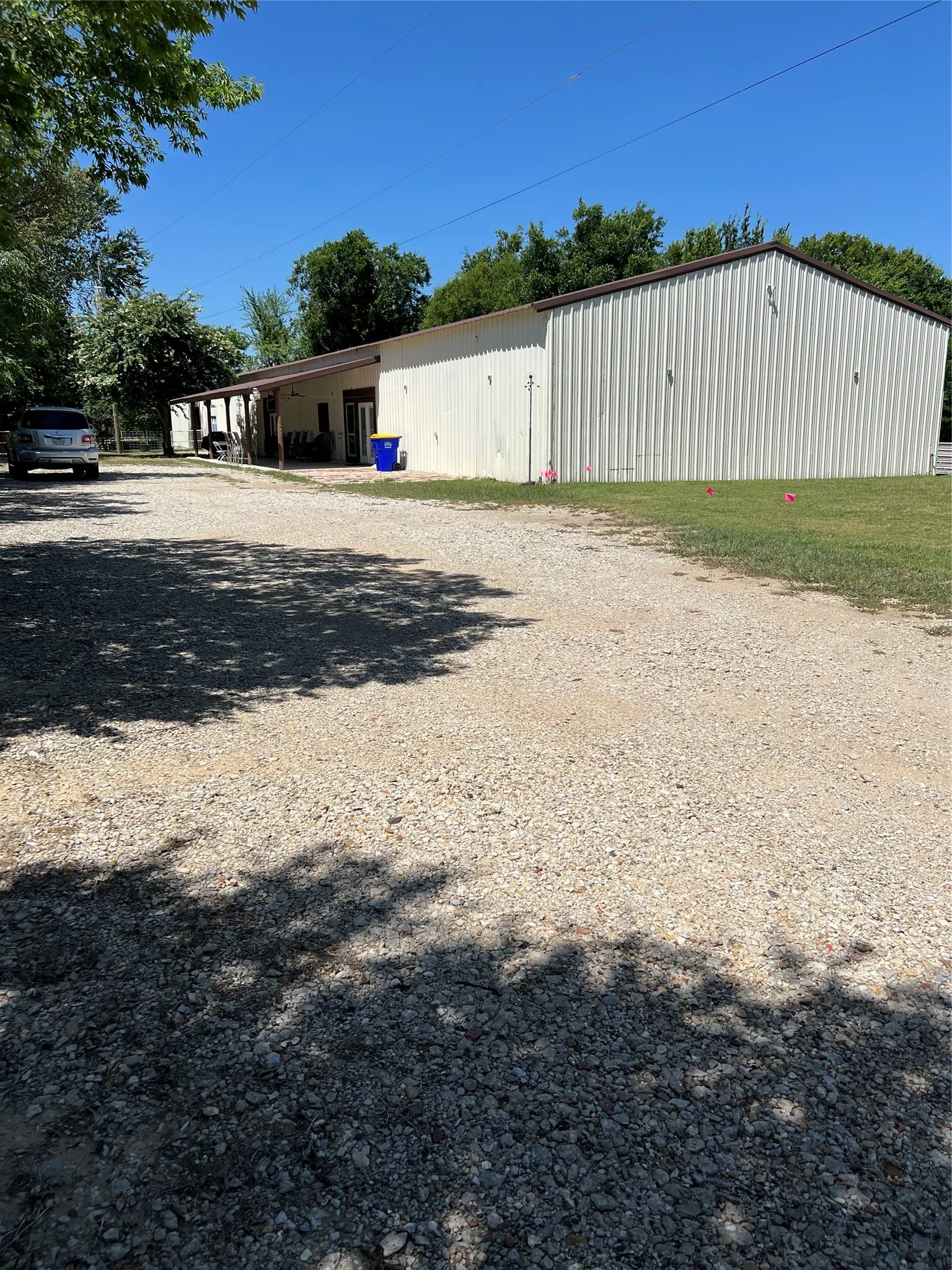 Single Family Residence For Sale in Dallas County , 710 Durham Street, Seagoville, Texas 75159, 4 Bedroom, 2 Bathroom, Garage spaces, 4,000 Sqft, built in 1969, mls#21385397, Real Estate Agent in Seagoville, Homes For Sale in Dallas county, Homes For Sale in Seagoville, Realtor in Seagoville Texas, Real Estate Brokerage Independent Realty Texas, Luminita Cordes Realtor