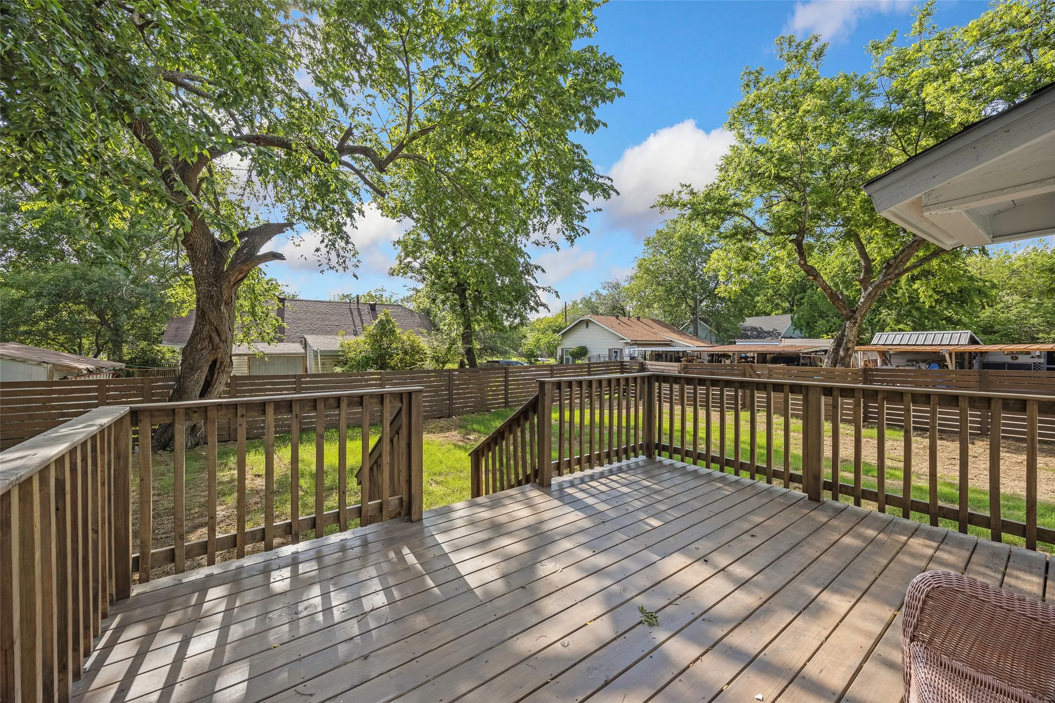 Single Family Residence For Rent in Grayson County , 700 S Crockett Street, Sherman, Texas 75090, 4 Bedroom, 3 Bathroom, Garage spaces, 2,600 Sqft, built in 1890, mls#21387316, Real Estate Agent in Sherman, Homes For Rent in Grayson county, Homes For Rent in Sherman, Realtor in Sherman Texas, Real Estate Brokerage Independent Realty Texas, Luminita Cordes Realtor