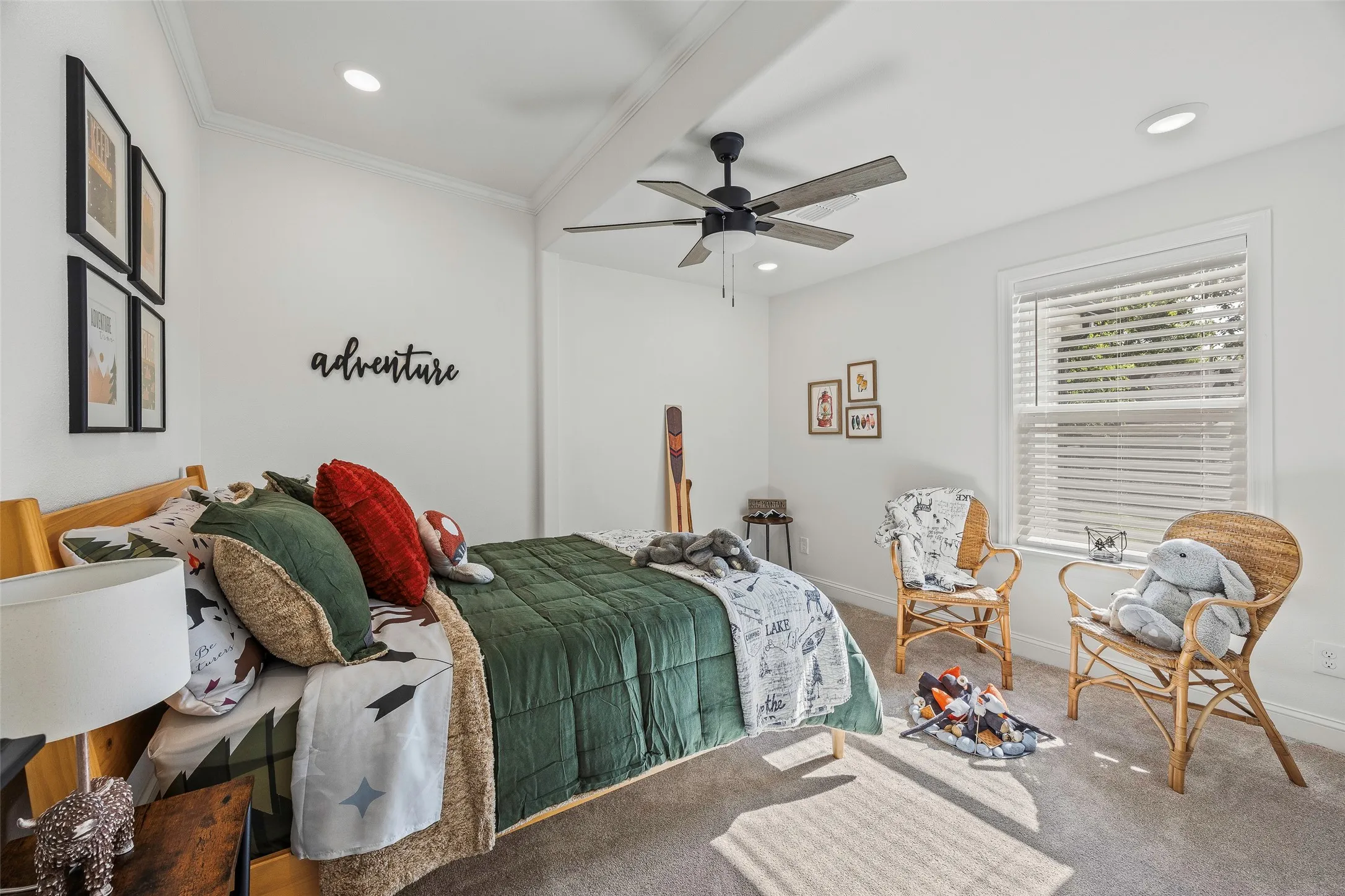 Single Family Residence For Rent in Grayson County , 700 S Crockett Street, Sherman, Texas 75090, 4 Bedroom, 3 Bathroom, Garage spaces, 2,600 Sqft, built in 1890, mls#21387316, Real Estate Agent in Sherman, Homes For Rent in Grayson county, Homes For Rent in Sherman, Realtor in Sherman Texas, Real Estate Brokerage Independent Realty Texas, Luminita Cordes Realtor