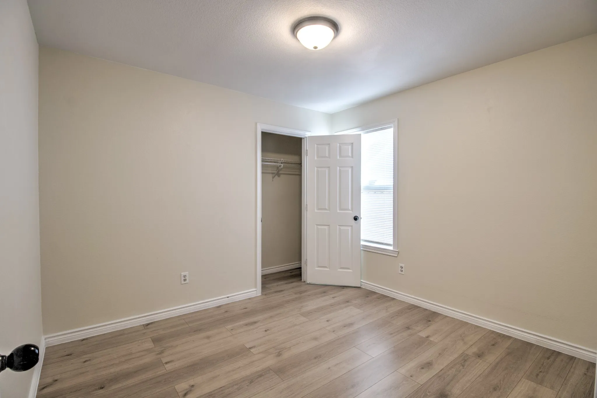 Single Family Residence For Sale in Denton County , 9001 Wild Rose Lane, Aubrey, Texas 76227, 3 Bedroom, 2 Bathroom, 2 Garage spaces, 1,455 Sqft, built in 2006, mls#21378295, Real Estate Agent in Aubrey, Homes For Sale in Denton county, Homes For Sale in Aubrey, Realtor in Aubrey Texas, Real Estate Brokerage Independent Realty Texas, Luminita Cordes Realtor