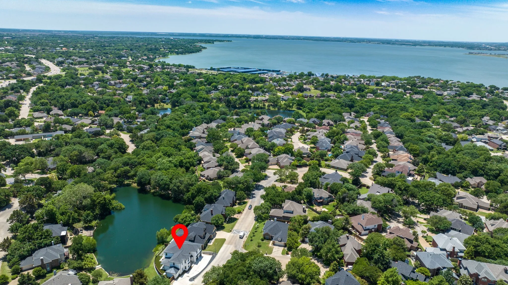 Single Family Residence For Rent in Rockwall County , 5108 Yacht Club Drive, Rockwall, Texas 75032, 5 Bedroom, 4 Bathroom, 2 Garage spaces, 4,300 Sqft, built in 2023, mls#21385389, Real Estate Agent in Rockwall, Homes For Rent in Rockwall county, Homes For Rent in Rockwall, Realtor in Rockwall Texas, Real Estate Brokerage Independent Realty Texas, Luminita Cordes Realtor
