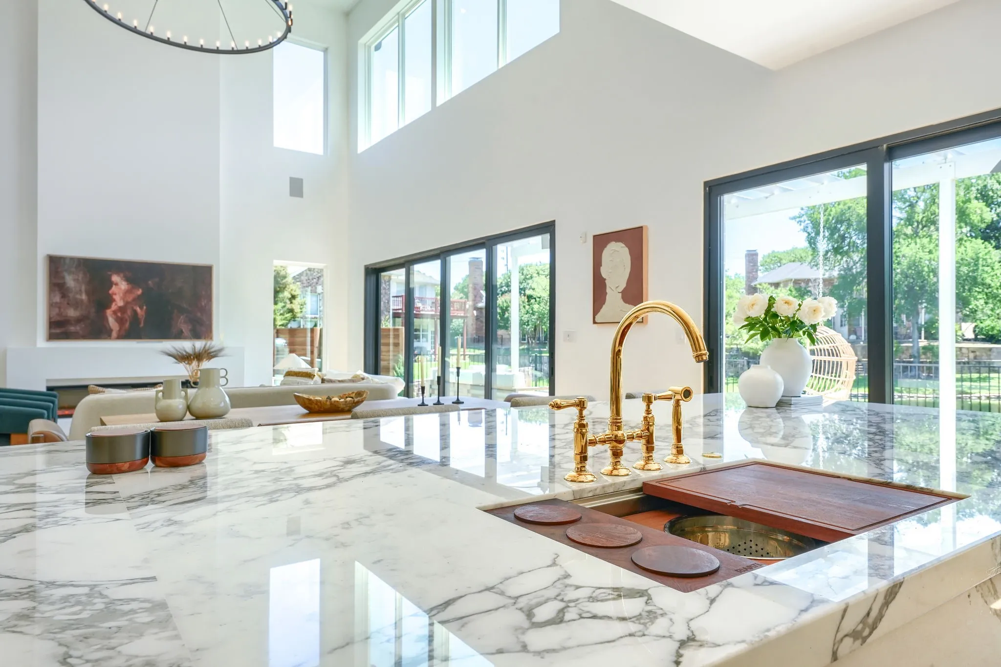 Single Family Residence For Rent in Rockwall County , 5108 Yacht Club Drive, Rockwall, Texas 75032, 5 Bedroom, 4 Bathroom, 2 Garage spaces, 4,300 Sqft, built in 2023, mls#21385389, Real Estate Agent in Rockwall, Homes For Rent in Rockwall county, Homes For Rent in Rockwall, Realtor in Rockwall Texas, Real Estate Brokerage Independent Realty Texas, Luminita Cordes Realtor