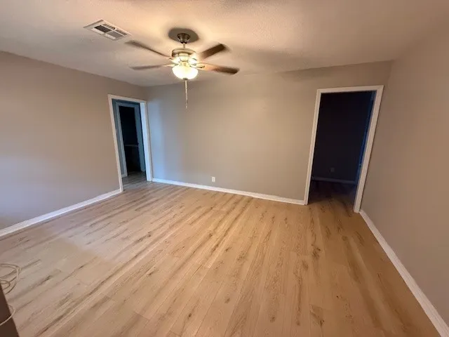 Single Family Residence For Rent in Mc Lennan County , 716 Faulkner Lane, Waco, Texas 76704, 3 Bedroom, 2 Bathroom, 1 Garage spaces, 1,116 Sqft, built in 1959, mls#21387319, Real Estate Agent in Waco, Homes For Rent in Mc Lennan county, Homes For Rent in Waco, Realtor in Waco Texas, Real Estate Brokerage Independent Realty Texas, Luminita Cordes Realtor