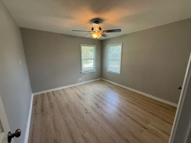 Single Family Residence For Rent in Mc Lennan County , 716 Faulkner Lane, Waco, Texas 76704, 3 Bedroom, 2 Bathroom, 1 Garage spaces, 1,116 Sqft, built in 1959, mls#21387319, Real Estate Agent in Waco, Homes For Rent in Mc Lennan county, Homes For Rent in Waco, Realtor in Waco Texas, Real Estate Brokerage Independent Realty Texas, Luminita Cordes Realtor