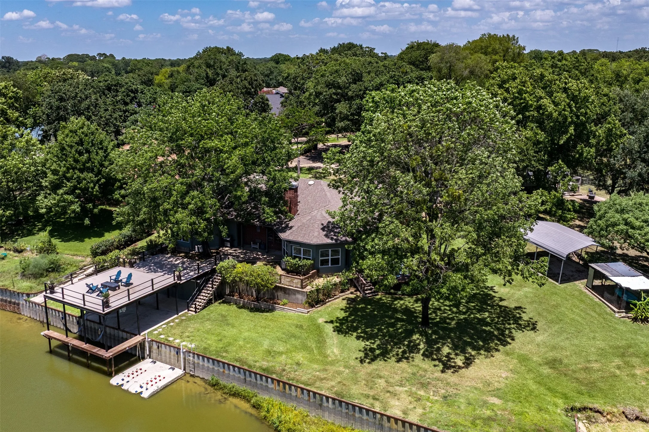 Single Family Residence For Rent in Henderson County , 111 Hickory Creek Circle, Gun Barrel City, Texas 75156, 3 Bedroom, 2 Bathroom, 2 Garage spaces, 2,094 Sqft, built in 1991, mls#21387322, Real Estate Agent in Gun Barrel City, Homes For Rent in Henderson county, Homes For Rent in Gun Barrel City, Realtor in Gun Barrel City Texas, Real Estate Brokerage Independent Realty Texas, Luminita Cordes Realtor