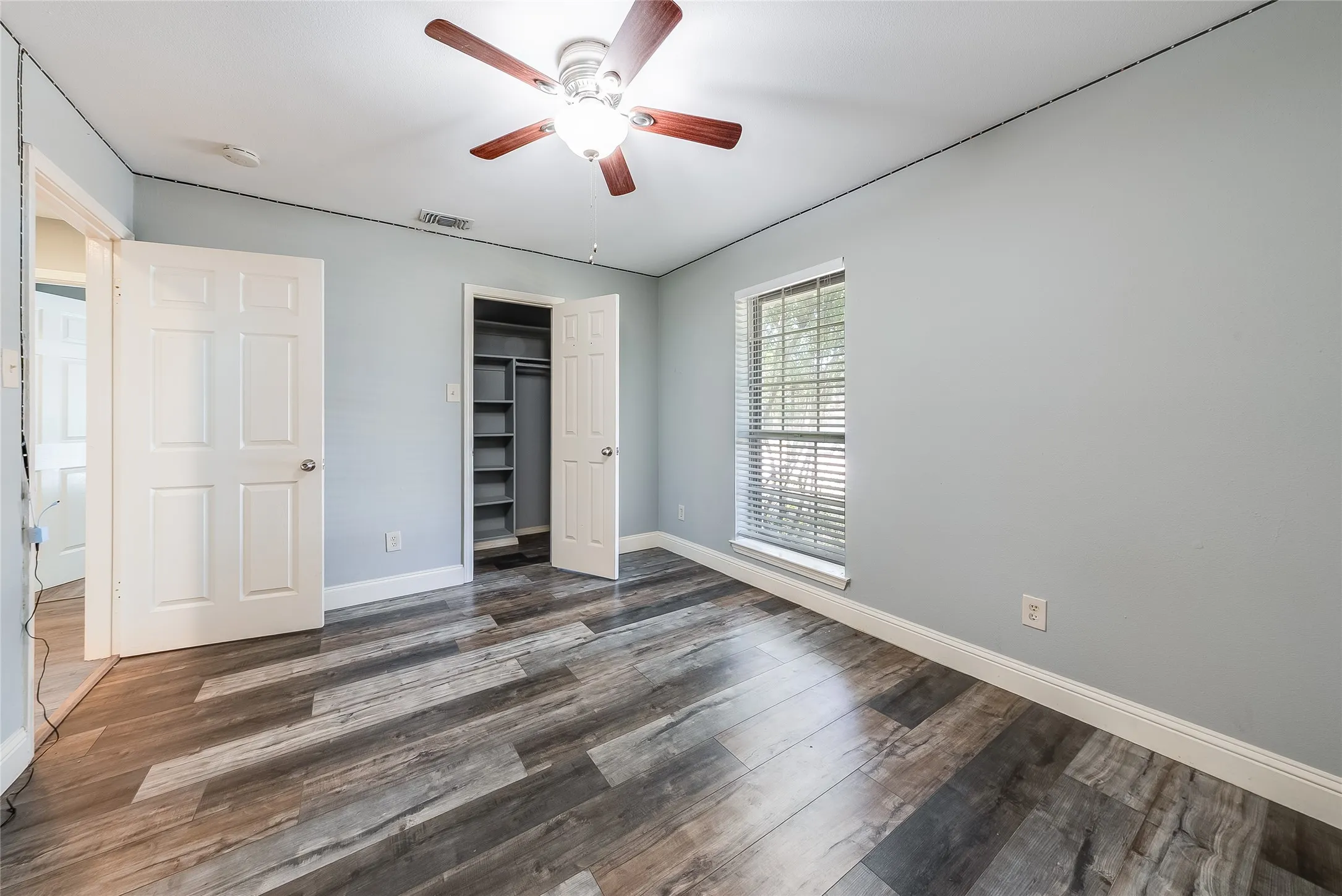 Single Family Residence For Sale in Collin County , 2300 San Gabriel Drive, Plano, Texas 75074, 4 Bedroom, 3 Bathroom, 2 Garage spaces, 2,171 Sqft, built in 1981, mls#21385789, Real Estate Agent in Plano, Homes For Sale in Collin county, Homes For Sale in Plano, Realtor in Plano Texas, Real Estate Brokerage Independent Realty Texas, Luminita Cordes Realtor