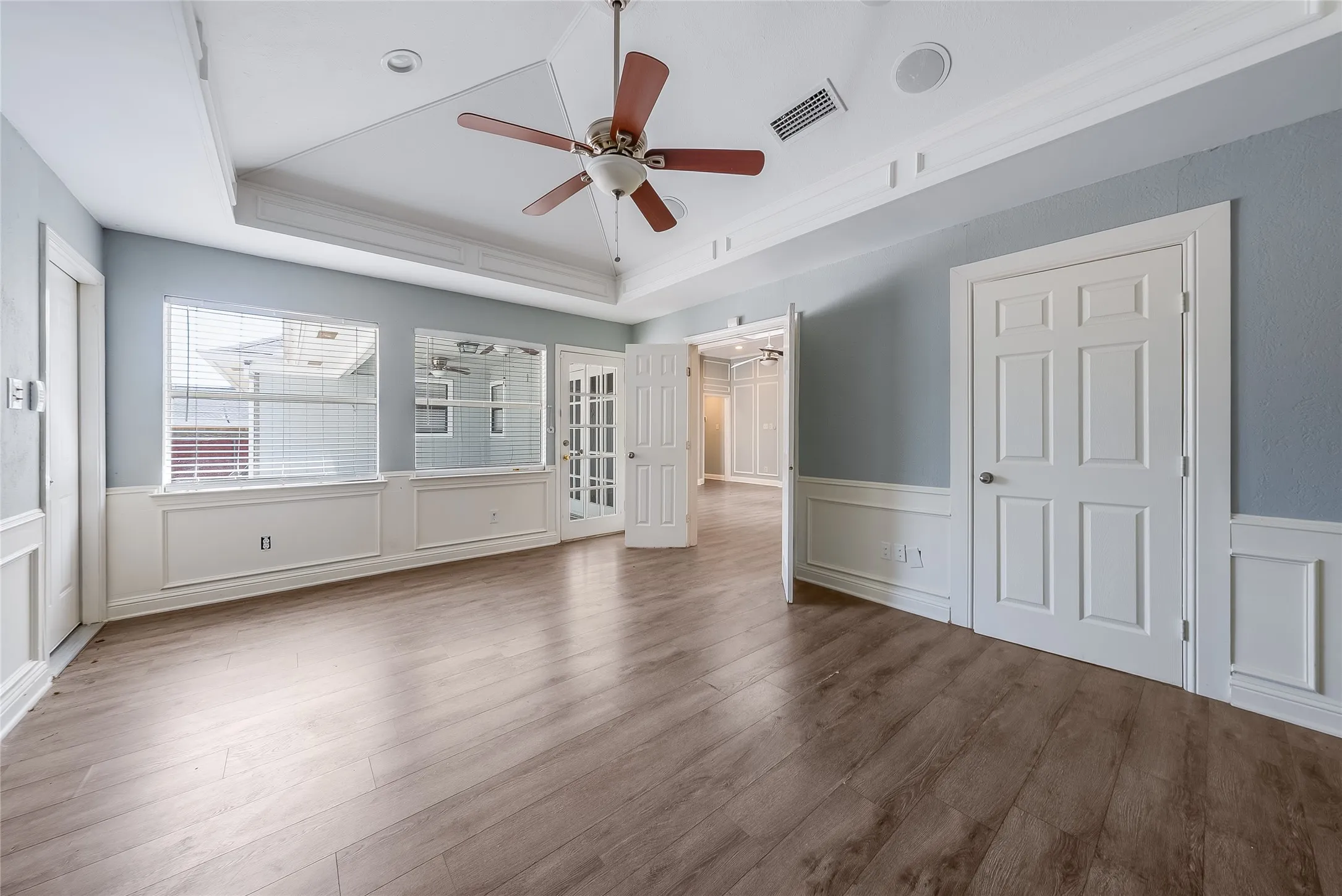 Single Family Residence For Sale in Collin County , 2300 San Gabriel Drive, Plano, Texas 75074, 4 Bedroom, 3 Bathroom, 2 Garage spaces, 2,171 Sqft, built in 1981, mls#21385789, Real Estate Agent in Plano, Homes For Sale in Collin county, Homes For Sale in Plano, Realtor in Plano Texas, Real Estate Brokerage Independent Realty Texas, Luminita Cordes Realtor