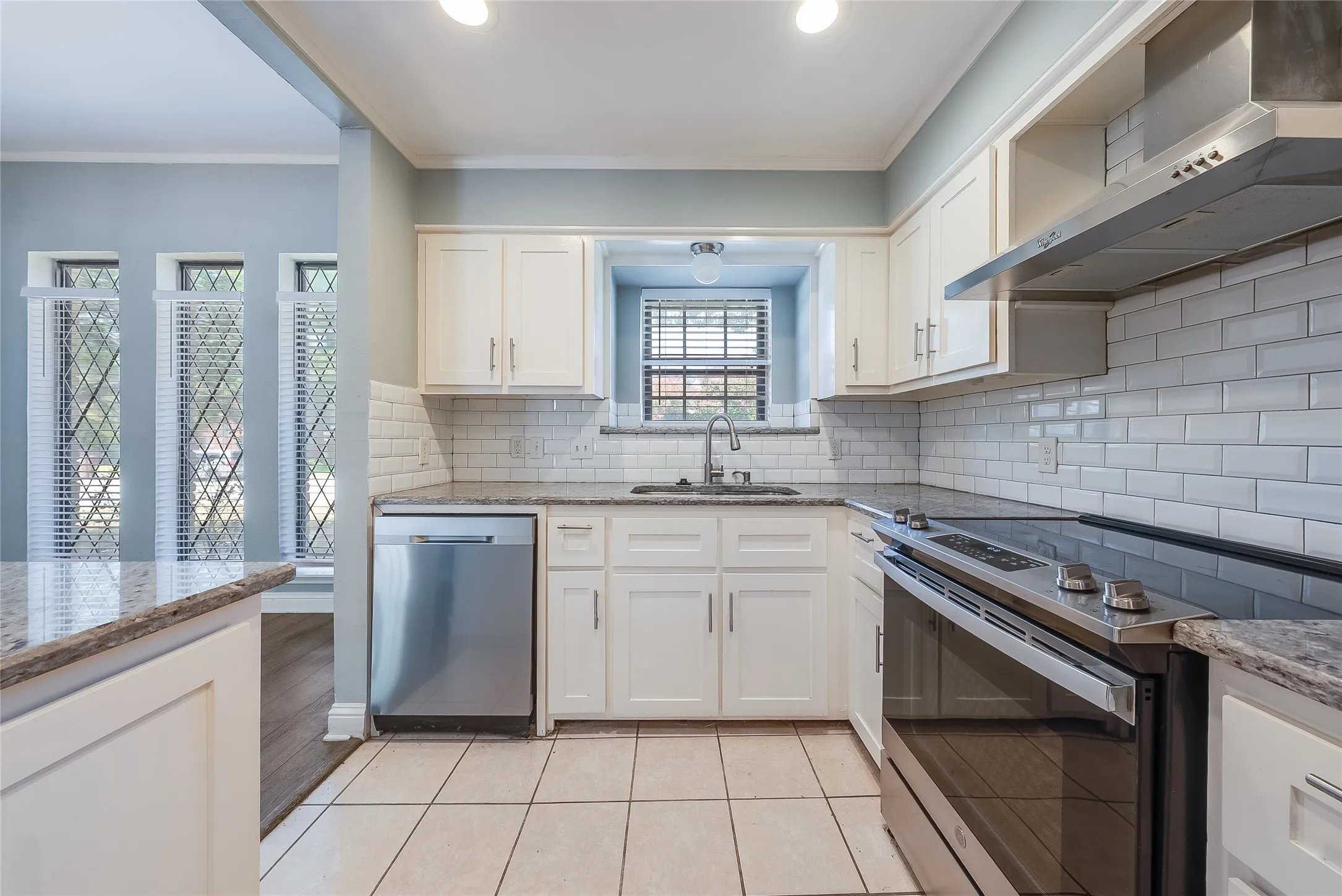 Single Family Residence For Sale in Collin County , 2300 San Gabriel Drive, Plano, Texas 75074, 4 Bedroom, 3 Bathroom, 2 Garage spaces, 2,171 Sqft, built in 1981, mls#21385789, Real Estate Agent in Plano, Homes For Sale in Collin county, Homes For Sale in Plano, Realtor in Plano Texas, Real Estate Brokerage Independent Realty Texas, Luminita Cordes Realtor