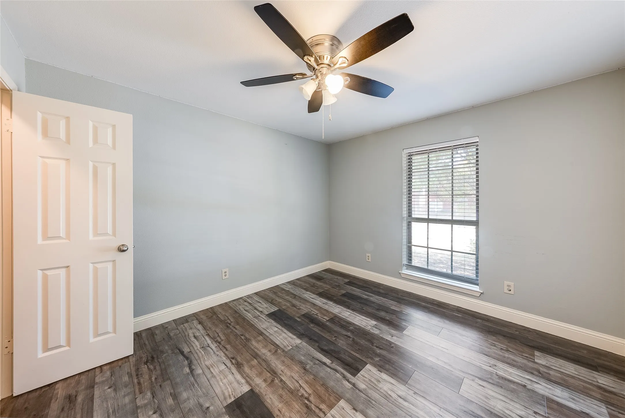 Single Family Residence For Sale in Collin County , 2300 San Gabriel Drive, Plano, Texas 75074, 4 Bedroom, 3 Bathroom, 2 Garage spaces, 2,171 Sqft, built in 1981, mls#21385789, Real Estate Agent in Plano, Homes For Sale in Collin county, Homes For Sale in Plano, Realtor in Plano Texas, Real Estate Brokerage Independent Realty Texas, Luminita Cordes Realtor