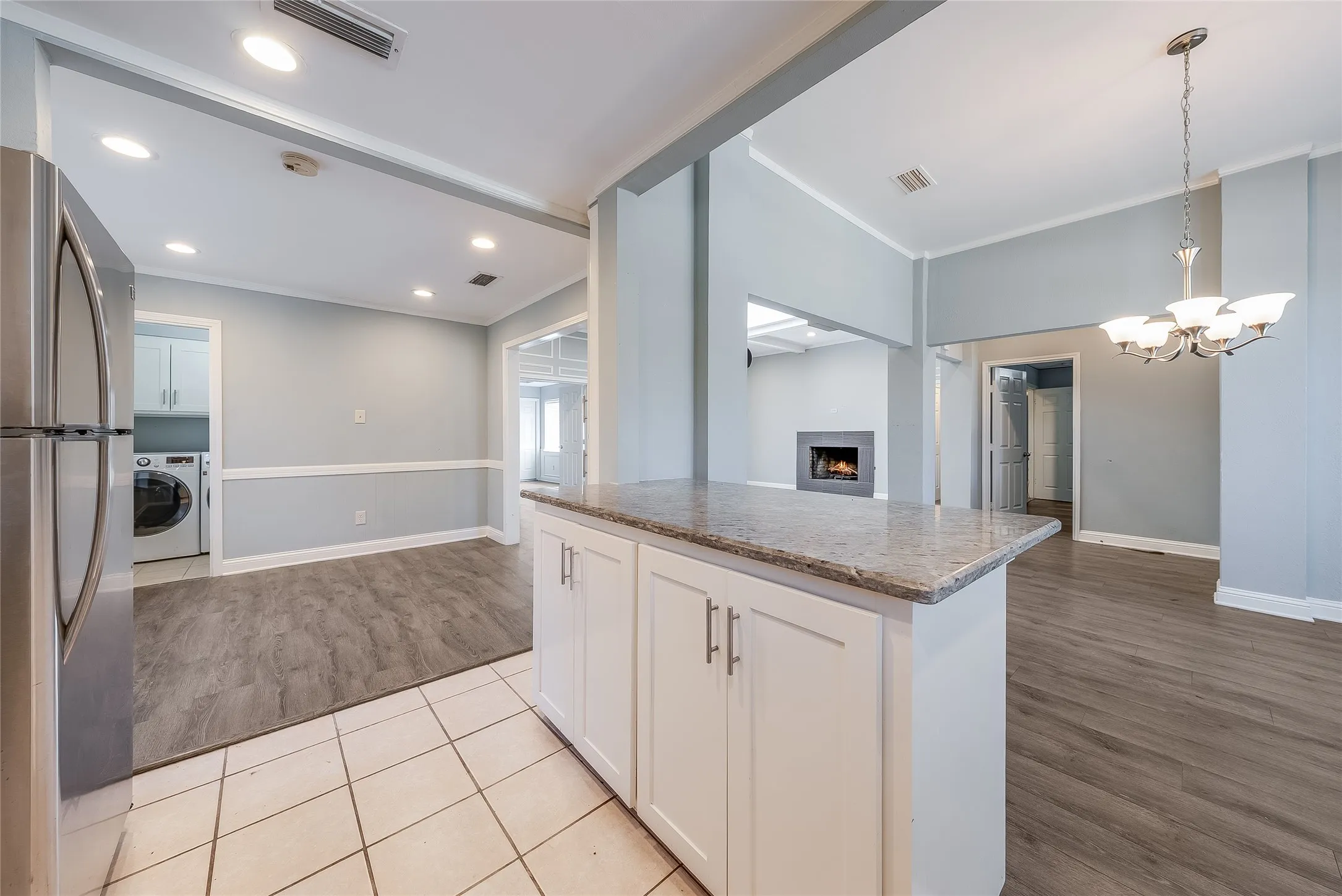 Single Family Residence For Sale in Collin County , 2300 San Gabriel Drive, Plano, Texas 75074, 4 Bedroom, 3 Bathroom, 2 Garage spaces, 2,171 Sqft, built in 1981, mls#21385789, Real Estate Agent in Plano, Homes For Sale in Collin county, Homes For Sale in Plano, Realtor in Plano Texas, Real Estate Brokerage Independent Realty Texas, Luminita Cordes Realtor