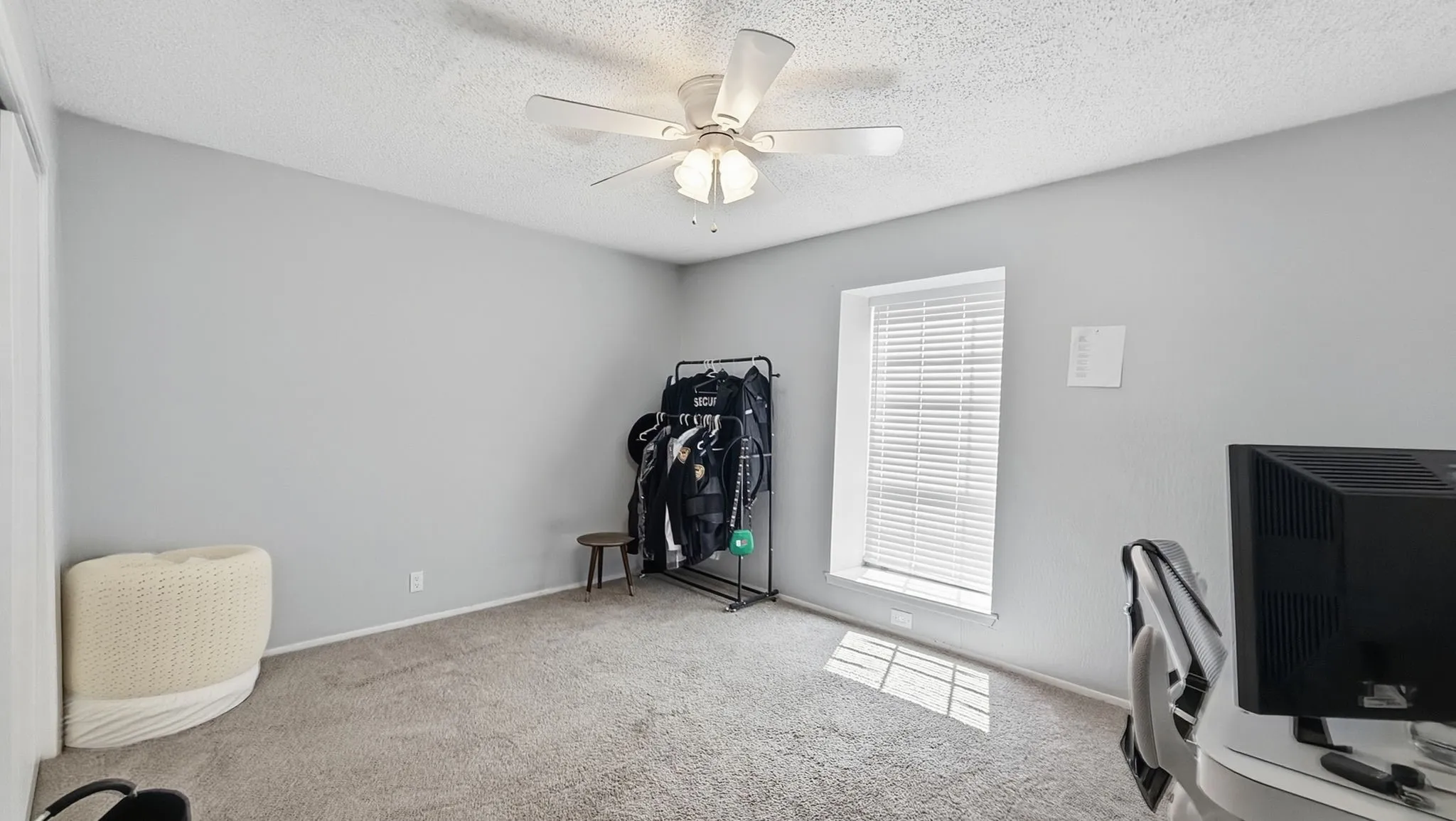 Condominium For Sale in Dallas County , 5232 Fleetwood Oaks Avenue 216, Dallas, Texas 75235, 2 Bedroom, 2 Bathroom, Garage spaces, 1,010 Sqft, built in 1963, mls#21387216, Real Estate Agent in Dallas, Homes For Sale in Dallas county, Homes For Sale in Dallas, Realtor in Dallas Texas, Real Estate Brokerage Independent Realty Texas, Luminita Cordes Realtor