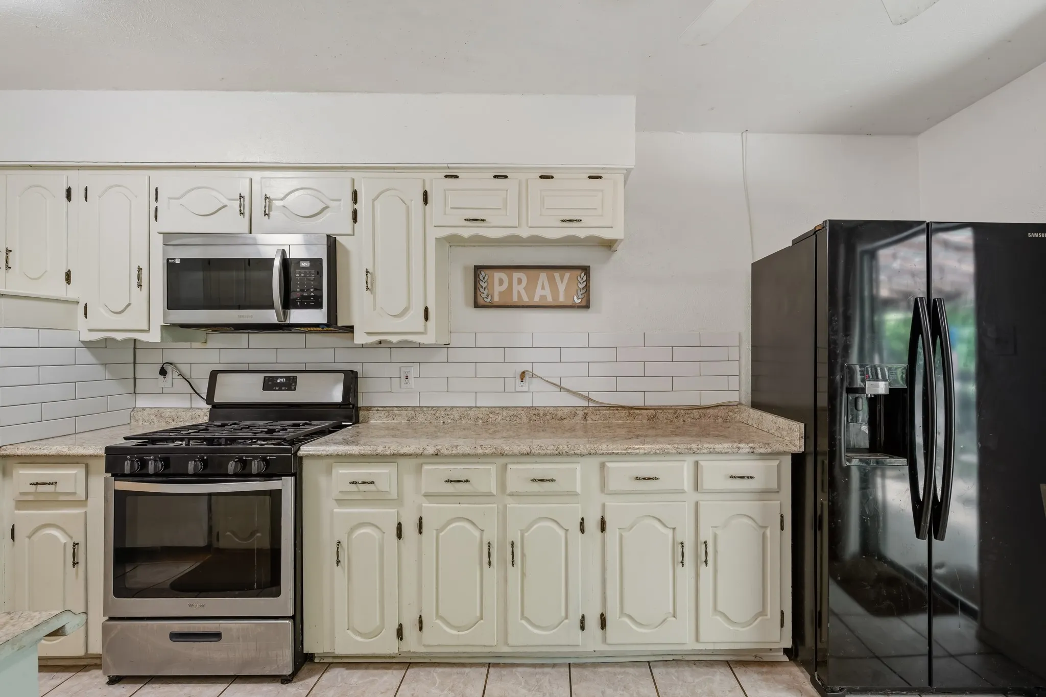 Tile backsplash