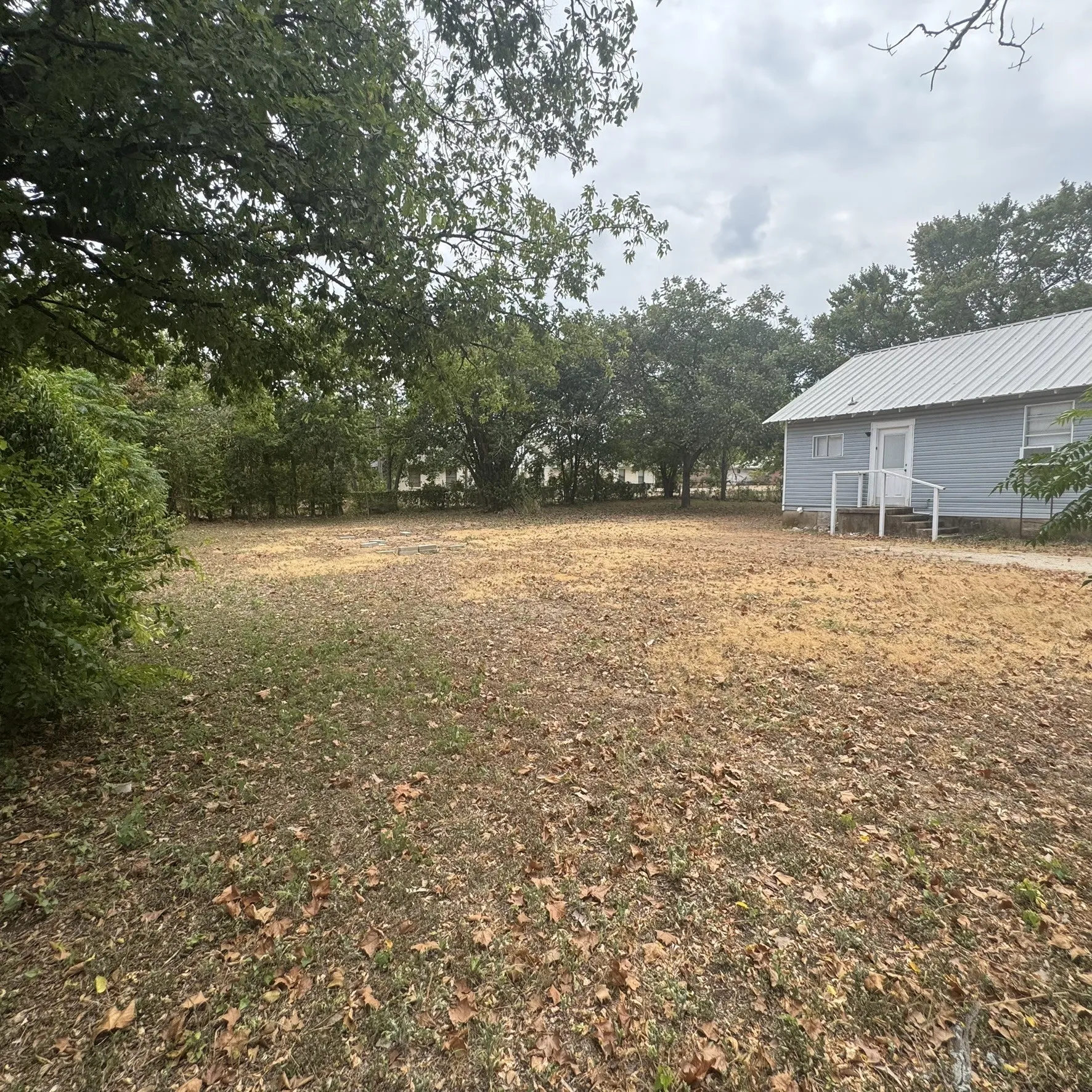 Single Family Residence For Sale in Mc Lennan County , 314 Arthur Street, Mc Gregor, Texas 76657, 2 Bedroom, 1 Bathroom, Garage spaces, 812 Sqft, built in 1950, mls#21385357, Real Estate Agent in Mc Gregor, Homes For Sale in Mc Lennan county, Homes For Sale in Mc Gregor, Realtor in Mc Gregor Texas, Real Estate Brokerage Independent Realty Texas, Luminita Cordes Realtor
