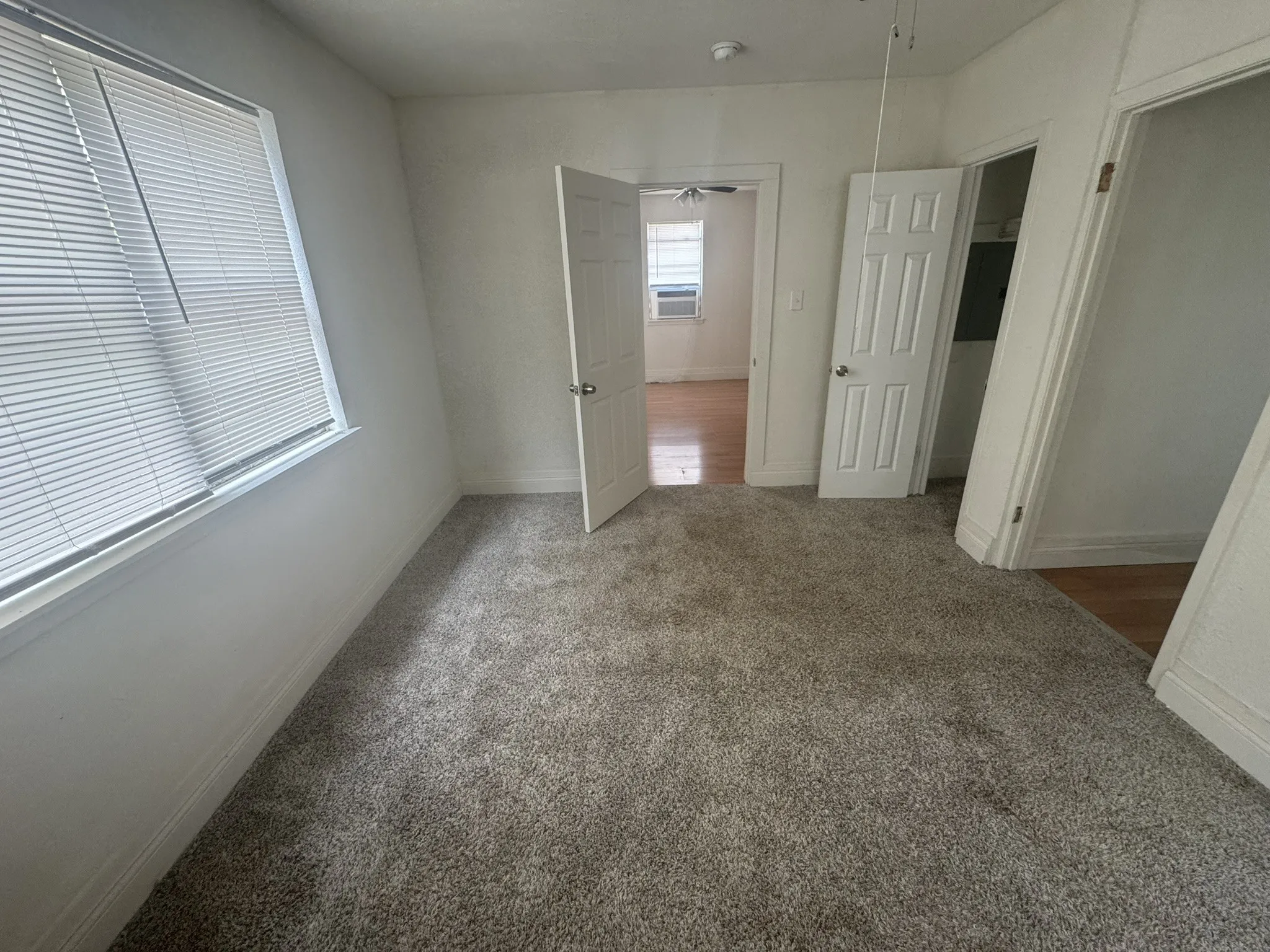Single Family Residence For Sale in Mc Lennan County , 314 Arthur Street, Mc Gregor, Texas 76657, 2 Bedroom, 1 Bathroom, Garage spaces, 812 Sqft, built in 1950, mls#21385357, Real Estate Agent in Mc Gregor, Homes For Sale in Mc Lennan county, Homes For Sale in Mc Gregor, Realtor in Mc Gregor Texas, Real Estate Brokerage Independent Realty Texas, Luminita Cordes Realtor
