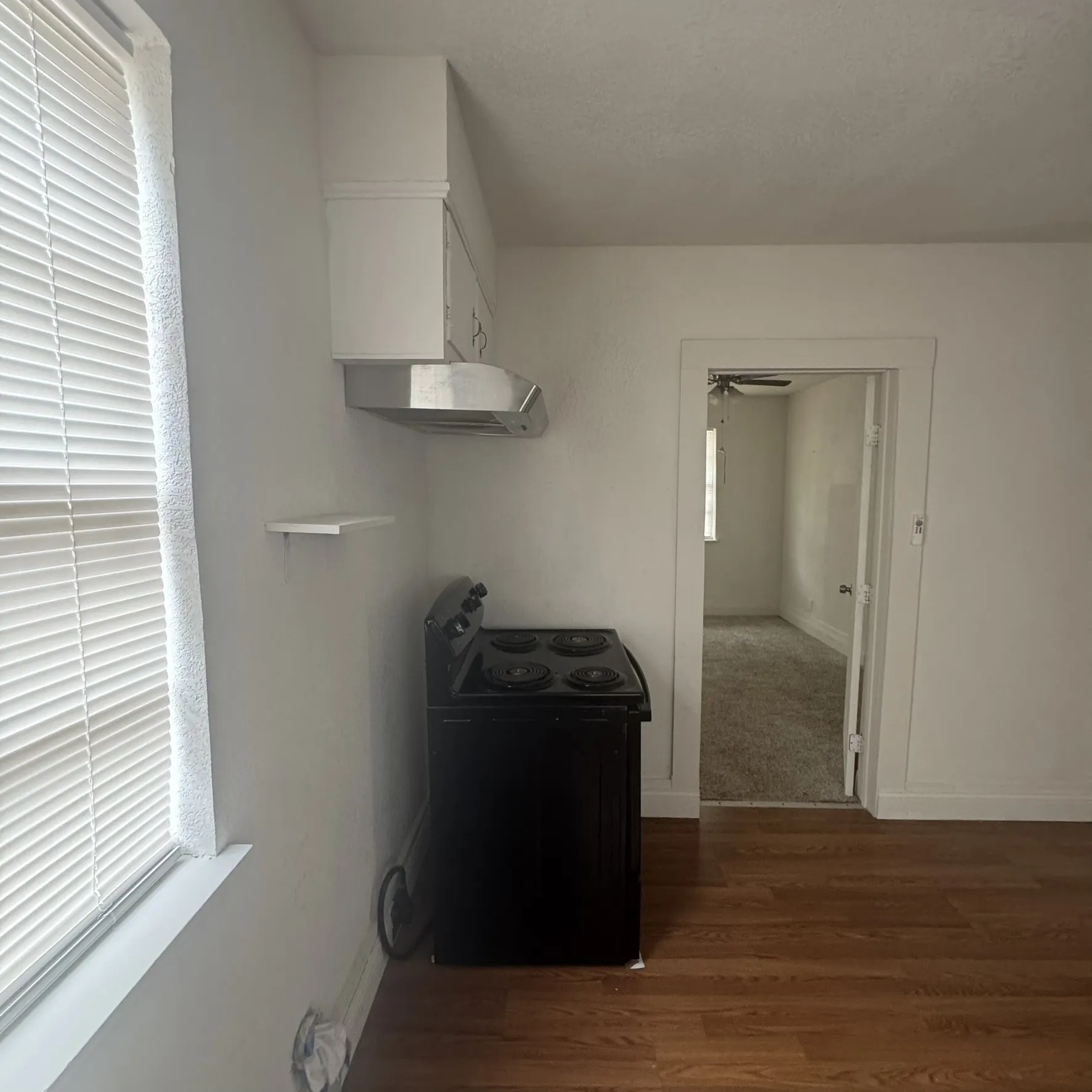 Single Family Residence For Sale in Mc Lennan County , 314 Arthur Street, Mc Gregor, Texas 76657, 2 Bedroom, 1 Bathroom, Garage spaces, 812 Sqft, built in 1950, mls#21385357, Real Estate Agent in Mc Gregor, Homes For Sale in Mc Lennan county, Homes For Sale in Mc Gregor, Realtor in Mc Gregor Texas, Real Estate Brokerage Independent Realty Texas, Luminita Cordes Realtor
