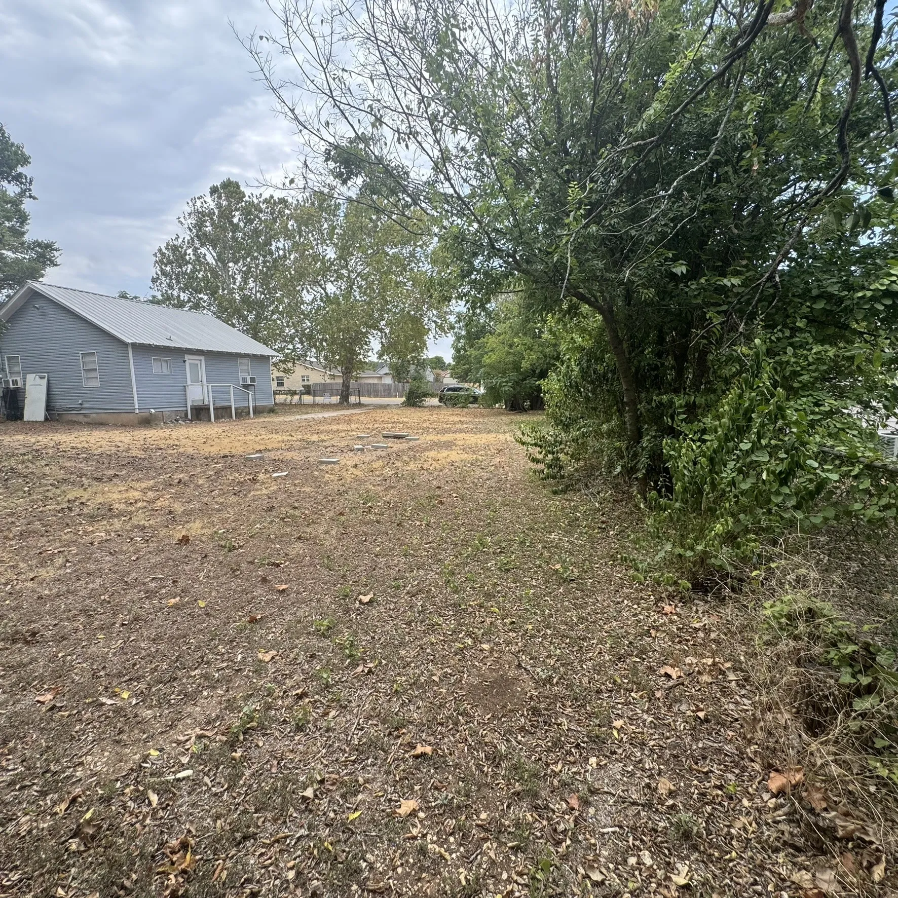 Single Family Residence For Sale in Mc Lennan County , 314 Arthur Street, Mc Gregor, Texas 76657, 2 Bedroom, 1 Bathroom, Garage spaces, 812 Sqft, built in 1950, mls#21385357, Real Estate Agent in Mc Gregor, Homes For Sale in Mc Lennan county, Homes For Sale in Mc Gregor, Realtor in Mc Gregor Texas, Real Estate Brokerage Independent Realty Texas, Luminita Cordes Realtor